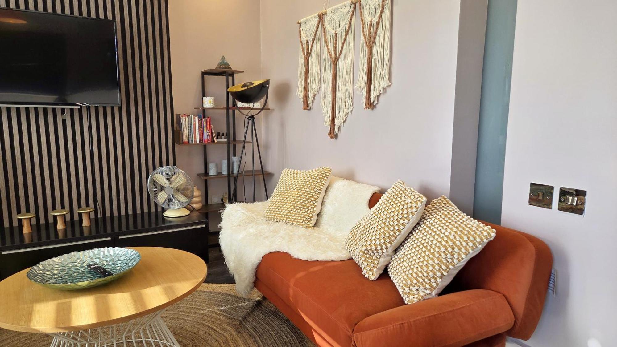 Modern Flat In The Heart Of Camden Town London