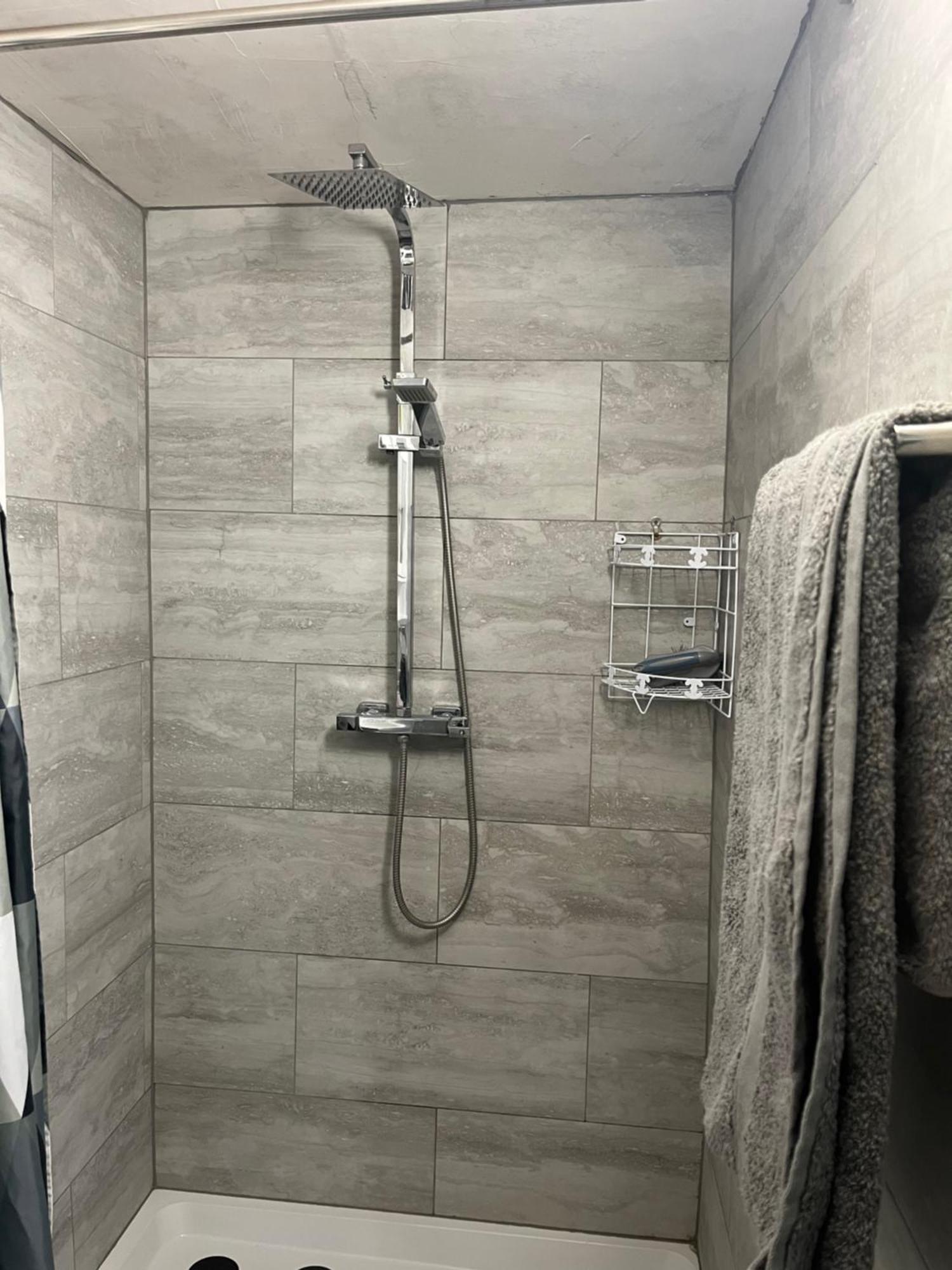 Apartment Elite Away From London