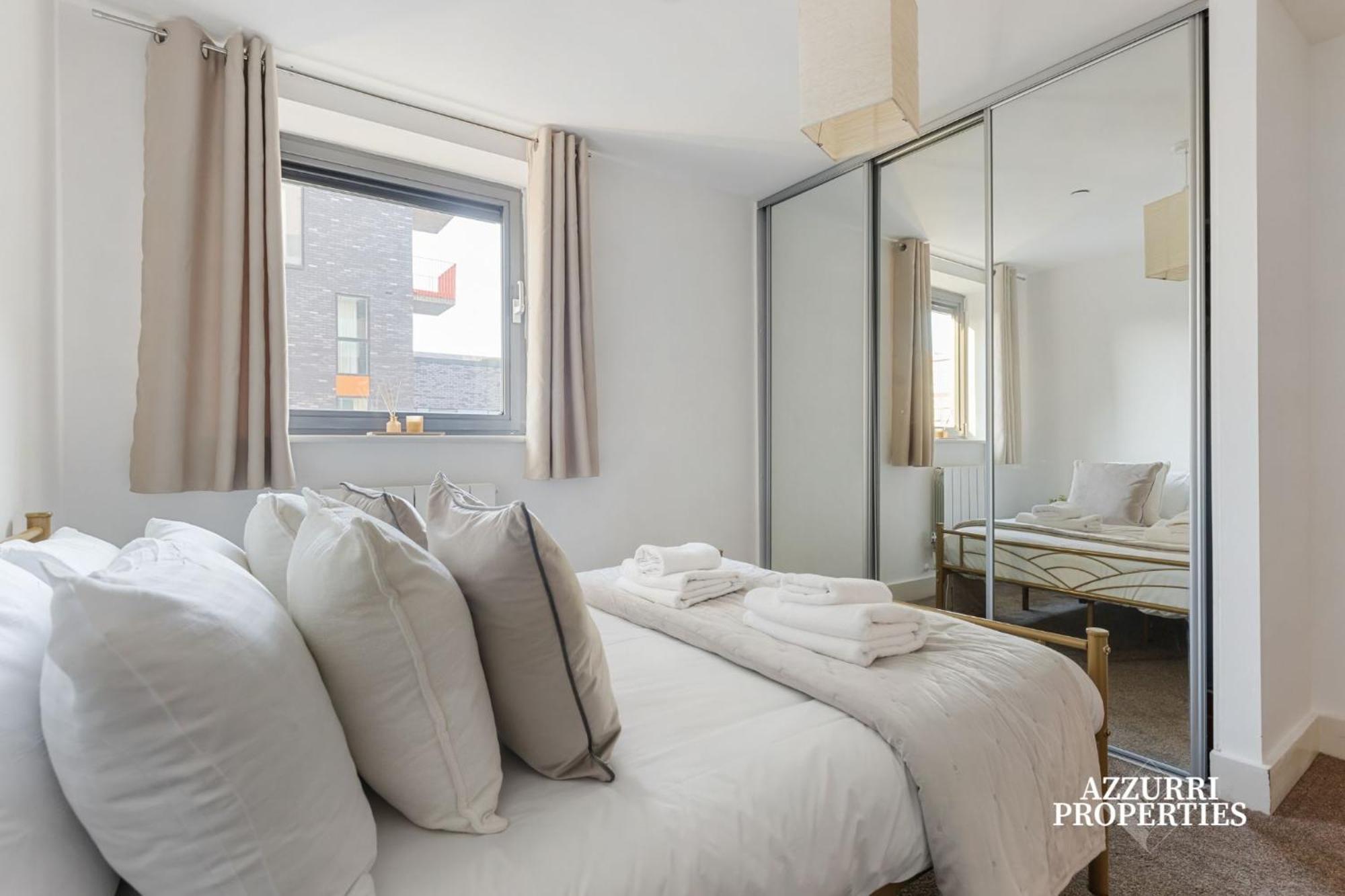 2 Bed Only Five Minutes Walk From Crossharbour Leilighet