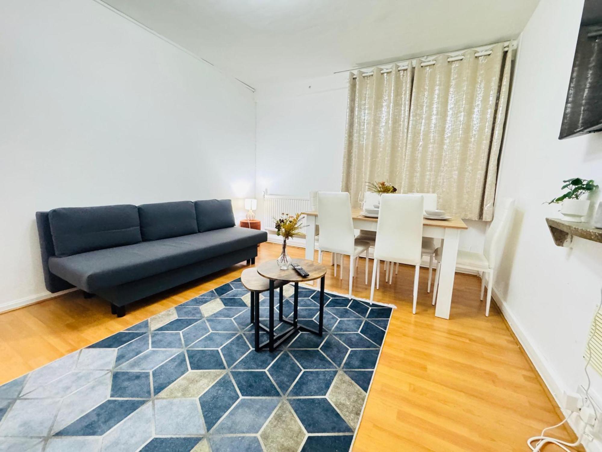 Apartment Two Bedroom In Paddington