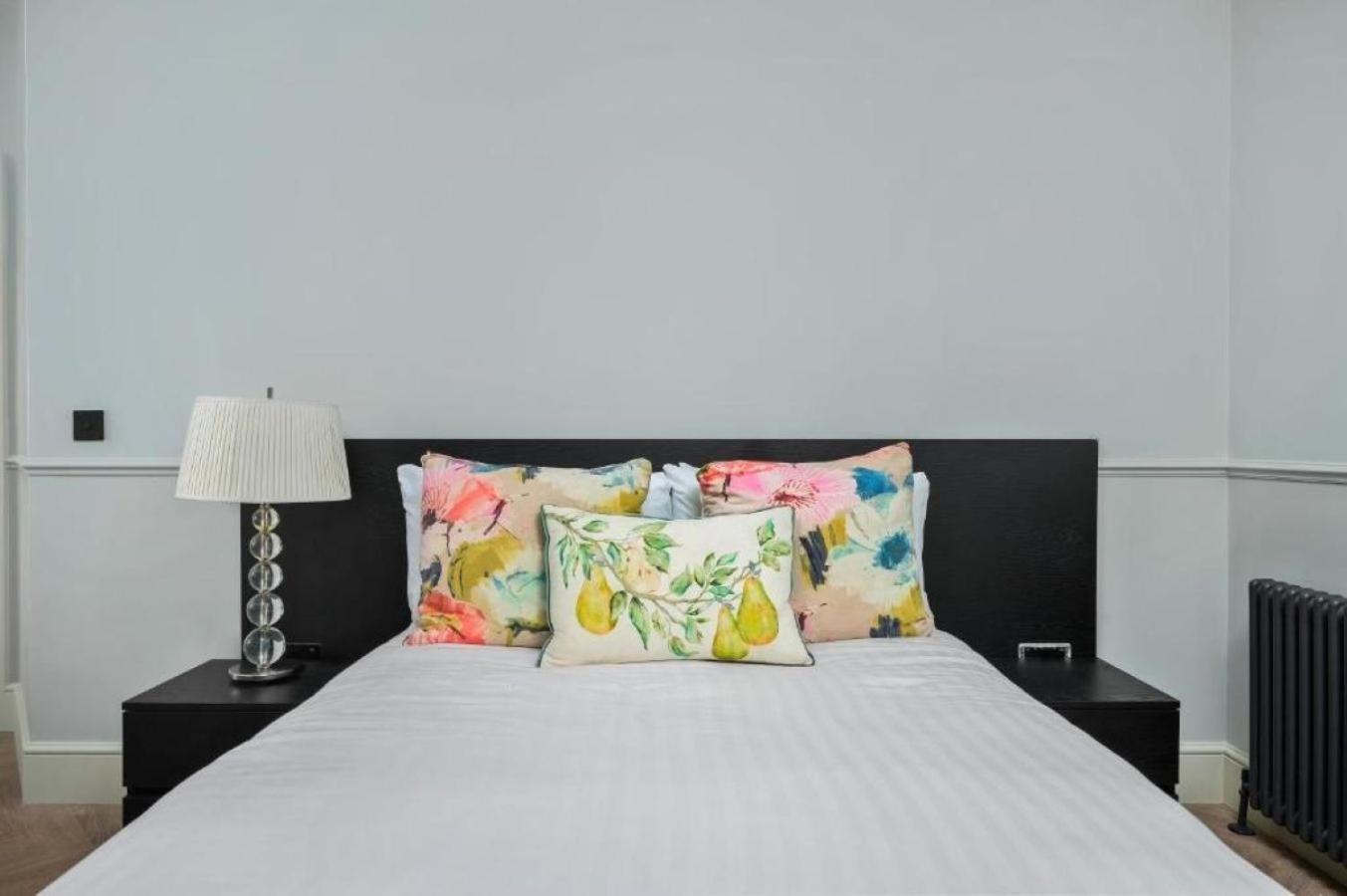 The Turrets, Willesden Apartment London