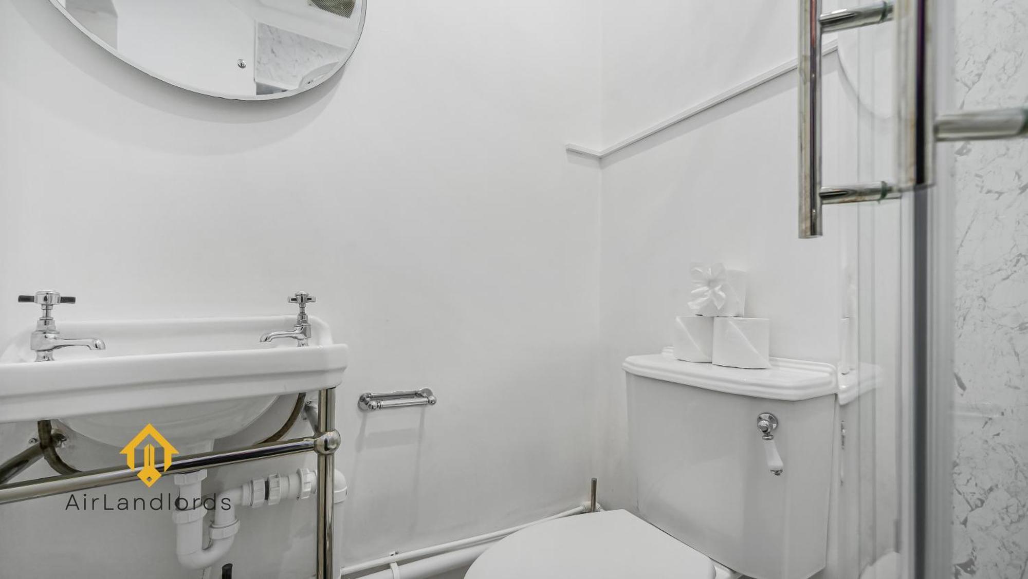 Holiday home Exceptional 4 Bedroom House Paddington Station! *