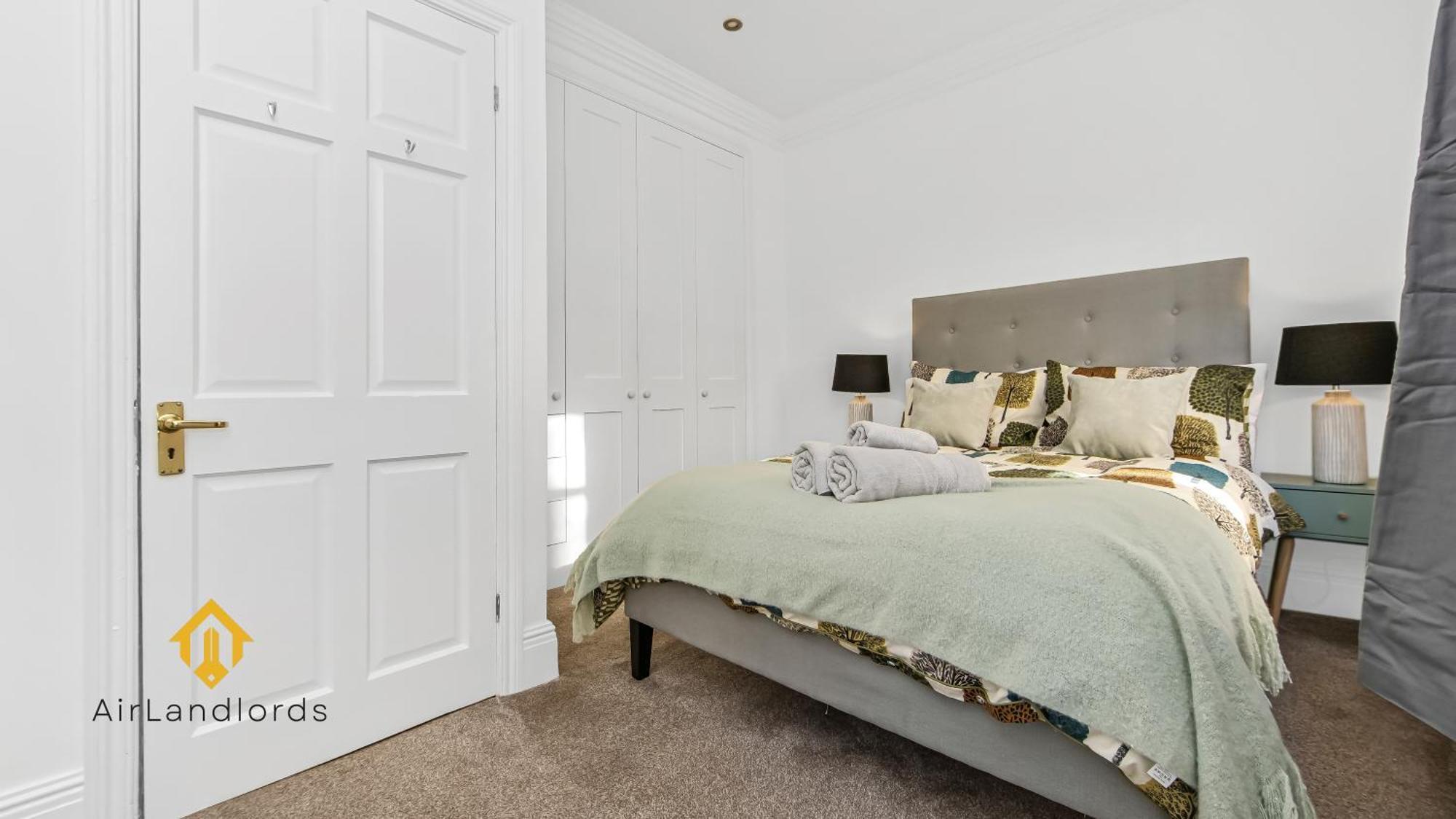Holiday home Exceptional 4 Bedroom House Paddington Station!