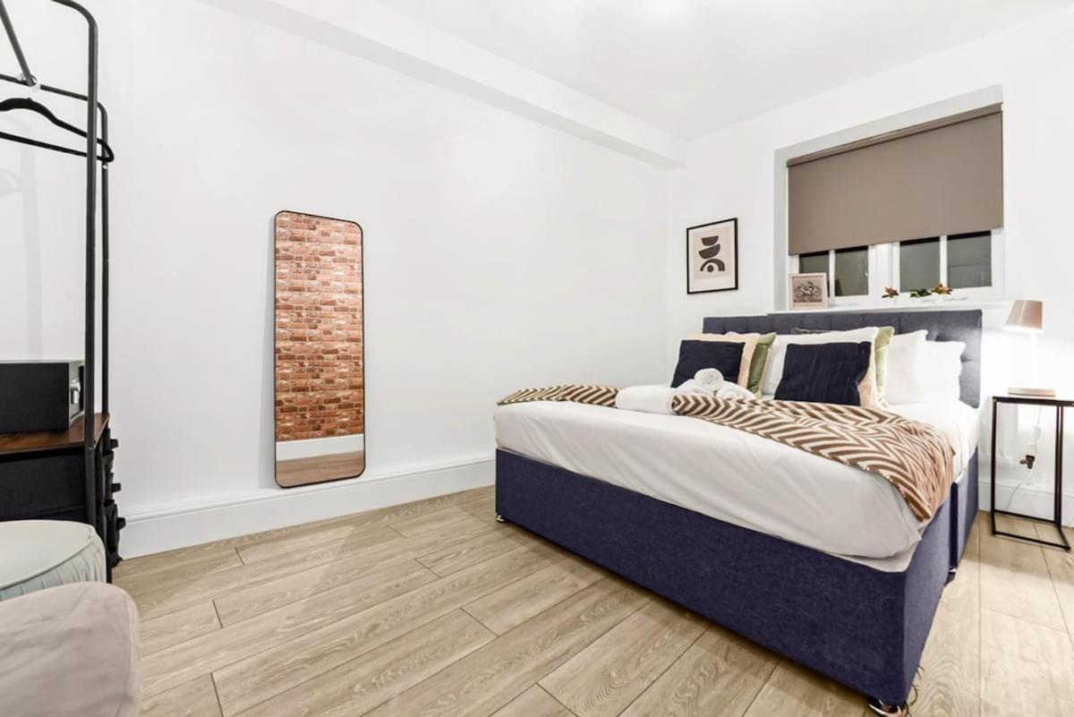 Tranquil 3 Bedroom Escape For Families Or Groups London