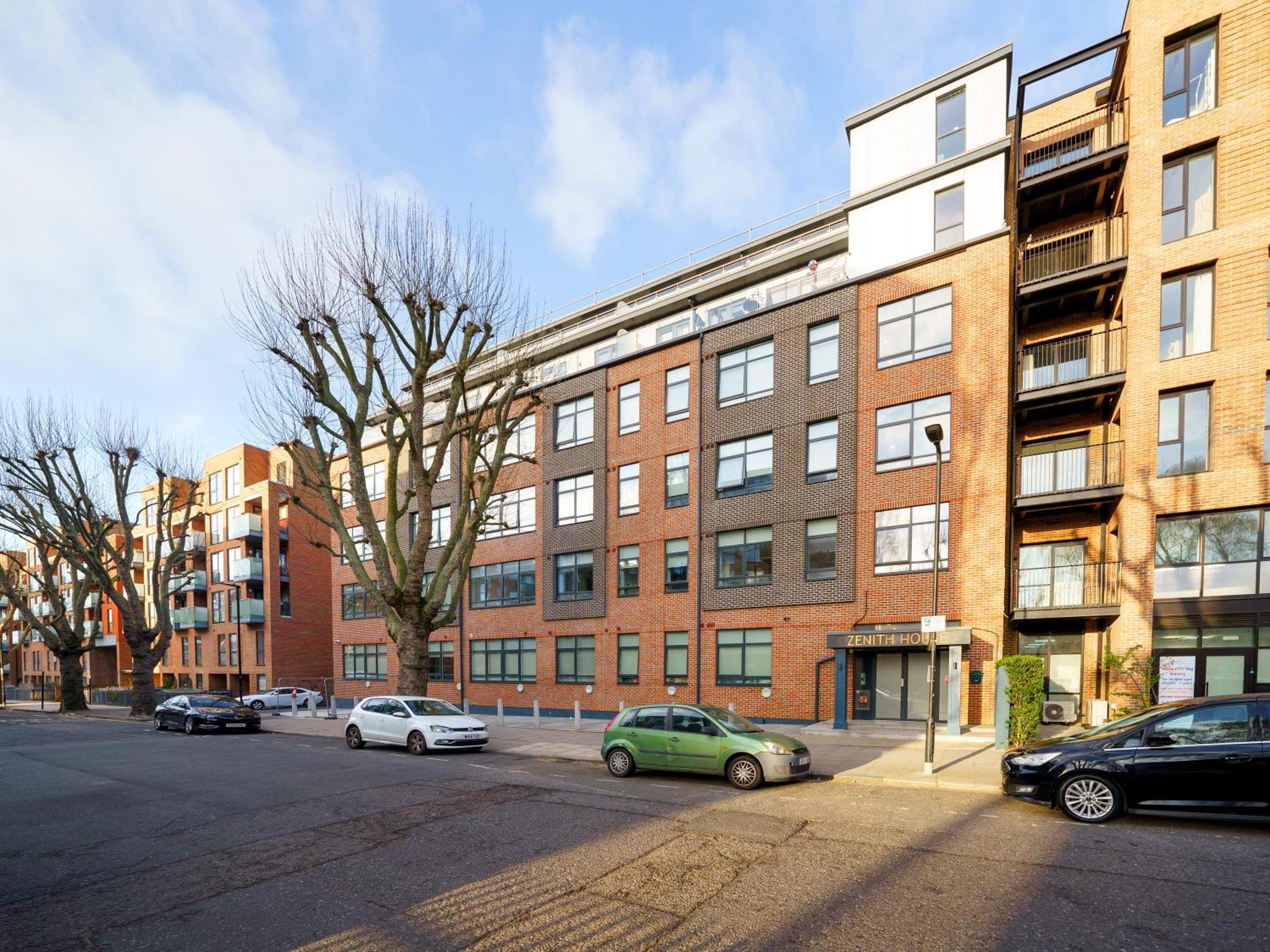 Apartment Luxury 1br Tottenham London