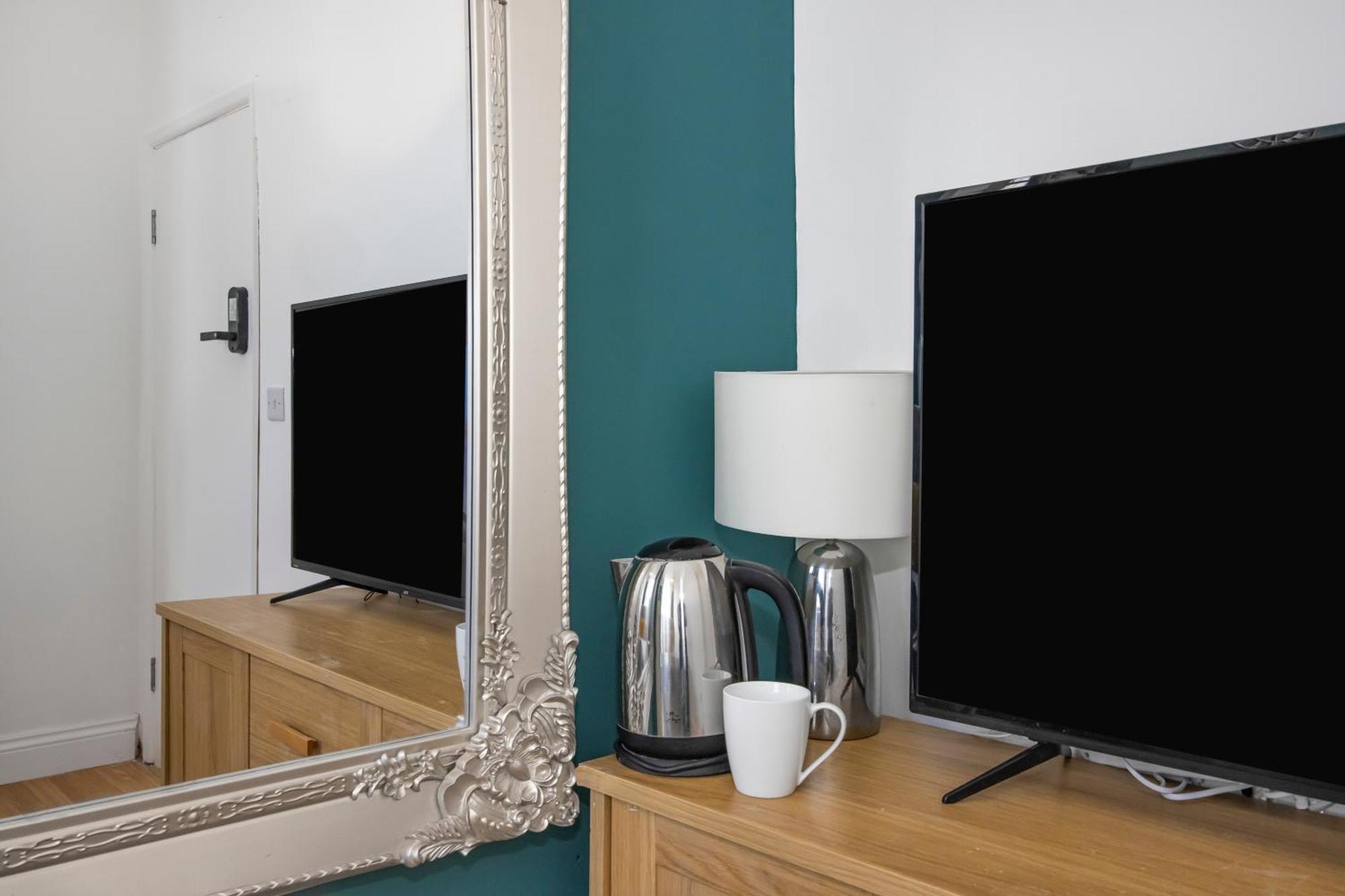 Pimlico Hub Guest house London