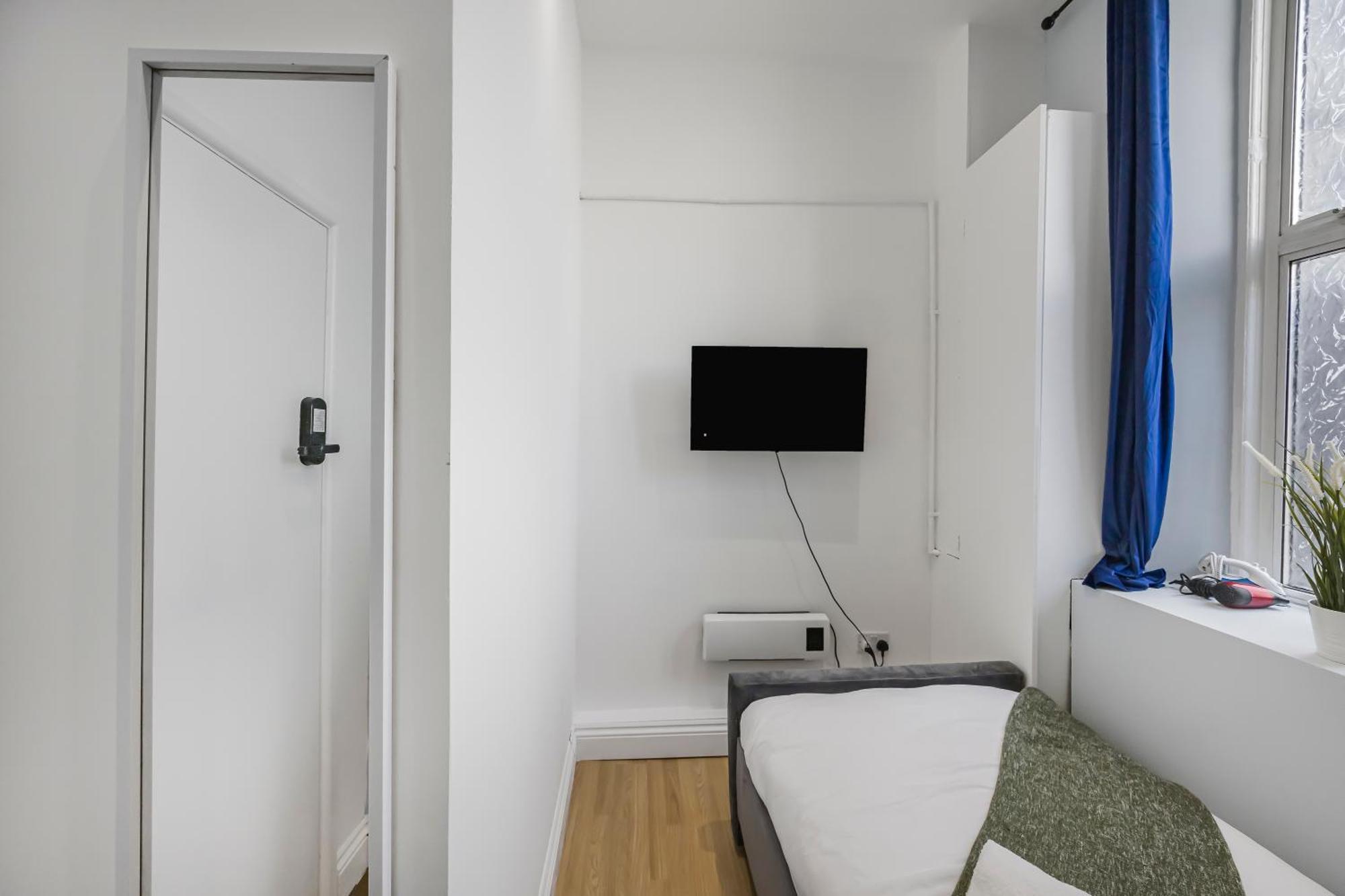 Pimlico Hub * London
