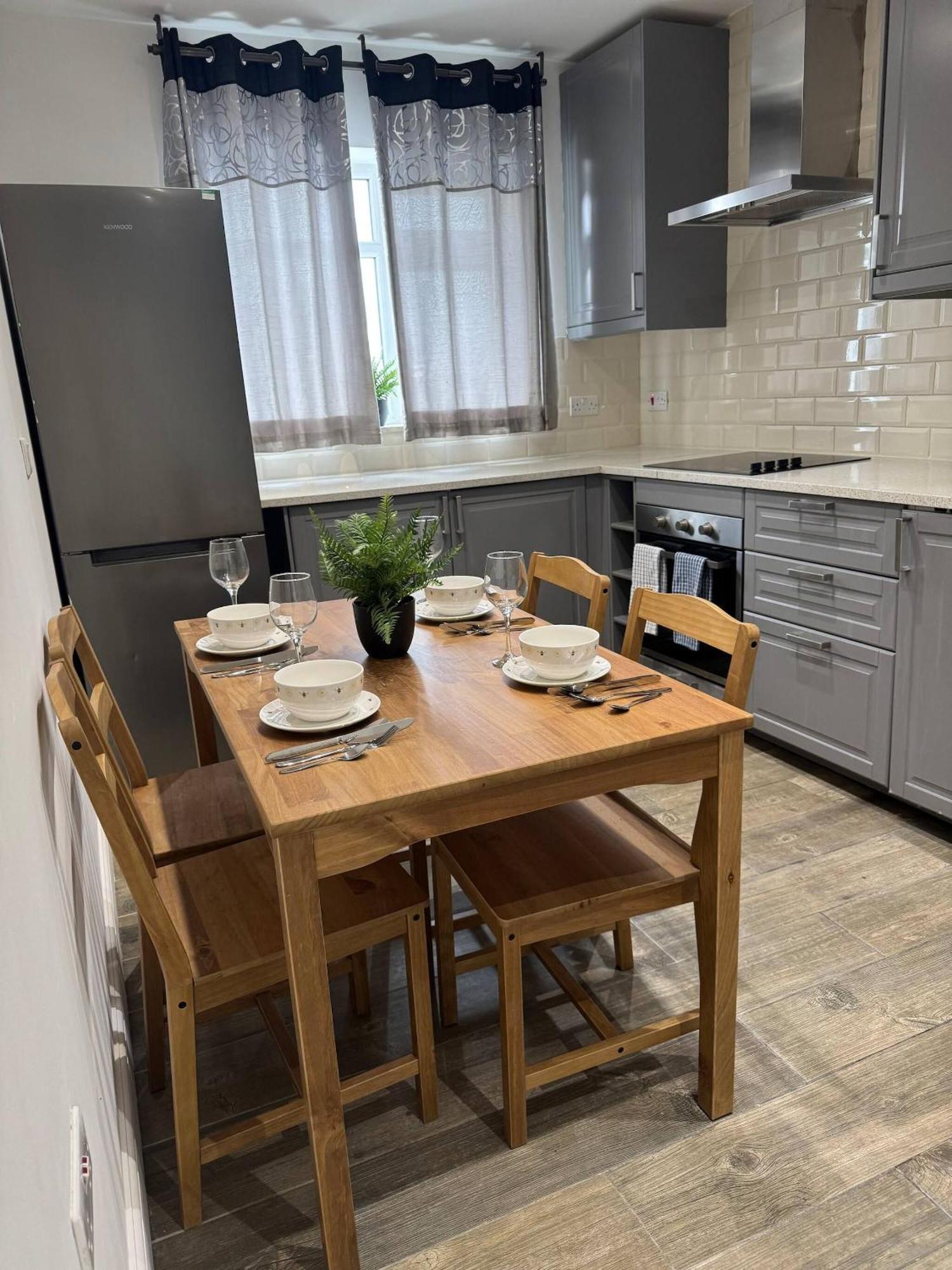 Apartment Beautiful 2 Bed Cricklewood