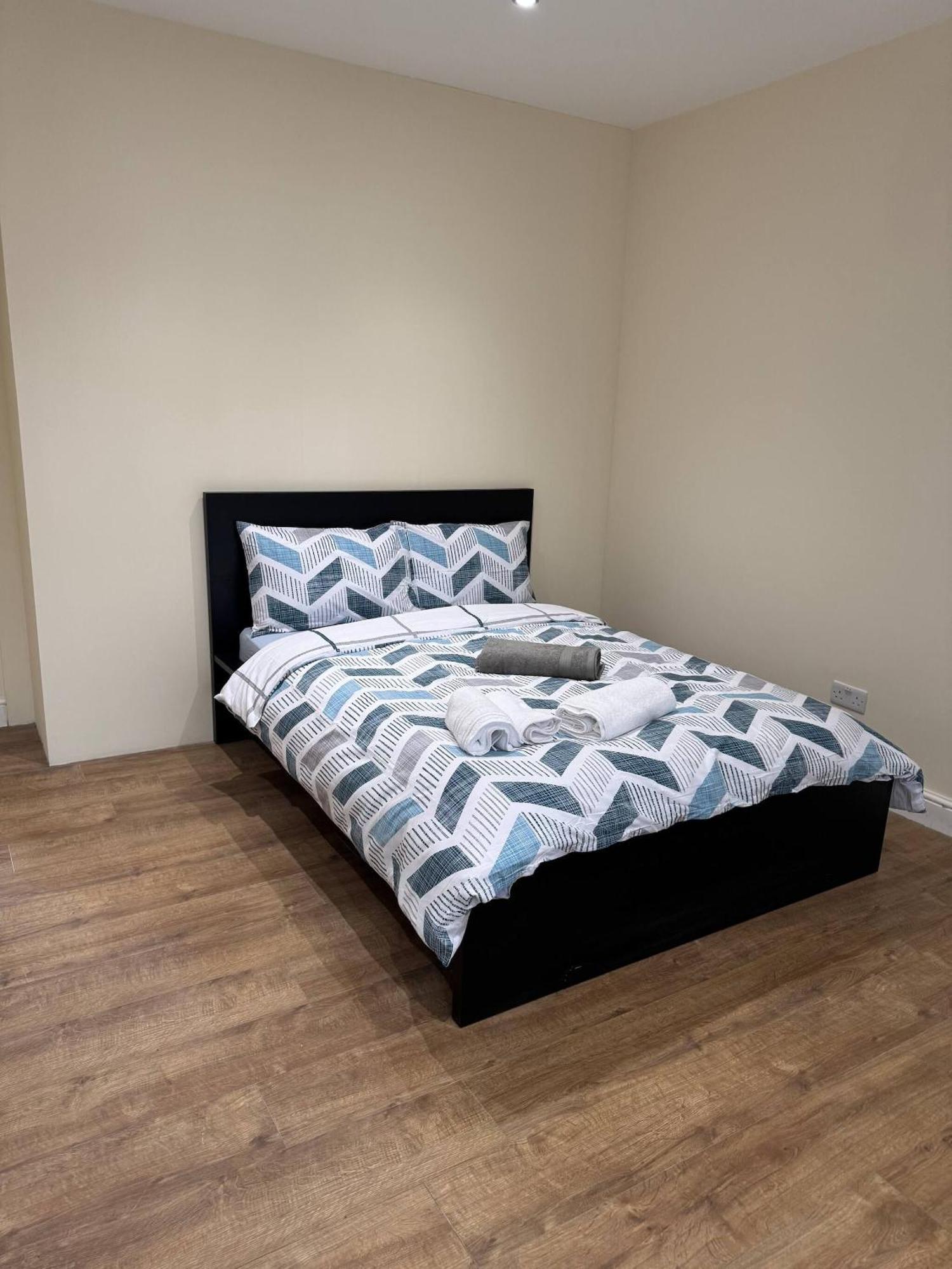 Beautiful 2 Bed Cricklewood * London
