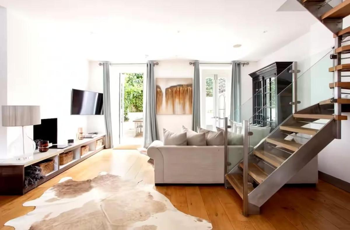 Iconic Little Venice With Private Garden Apartment *
