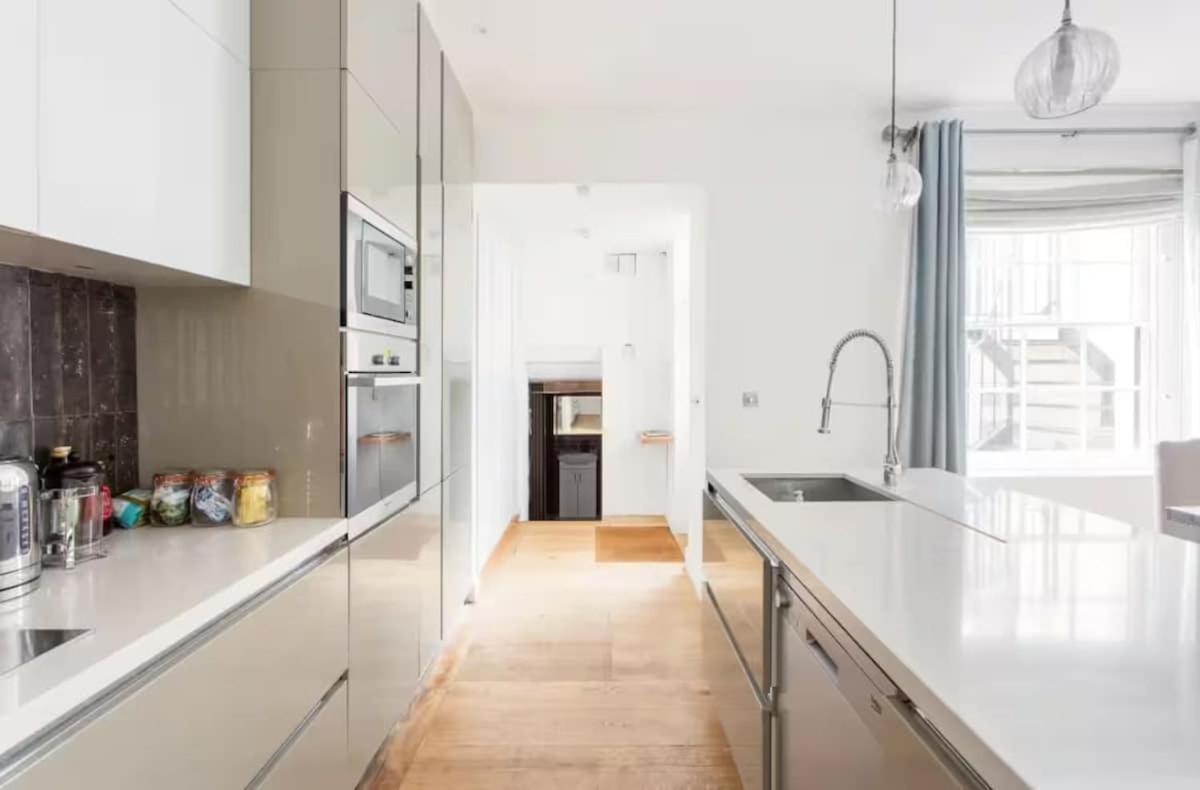 Apartment Iconic Little Venice With Private Garden London