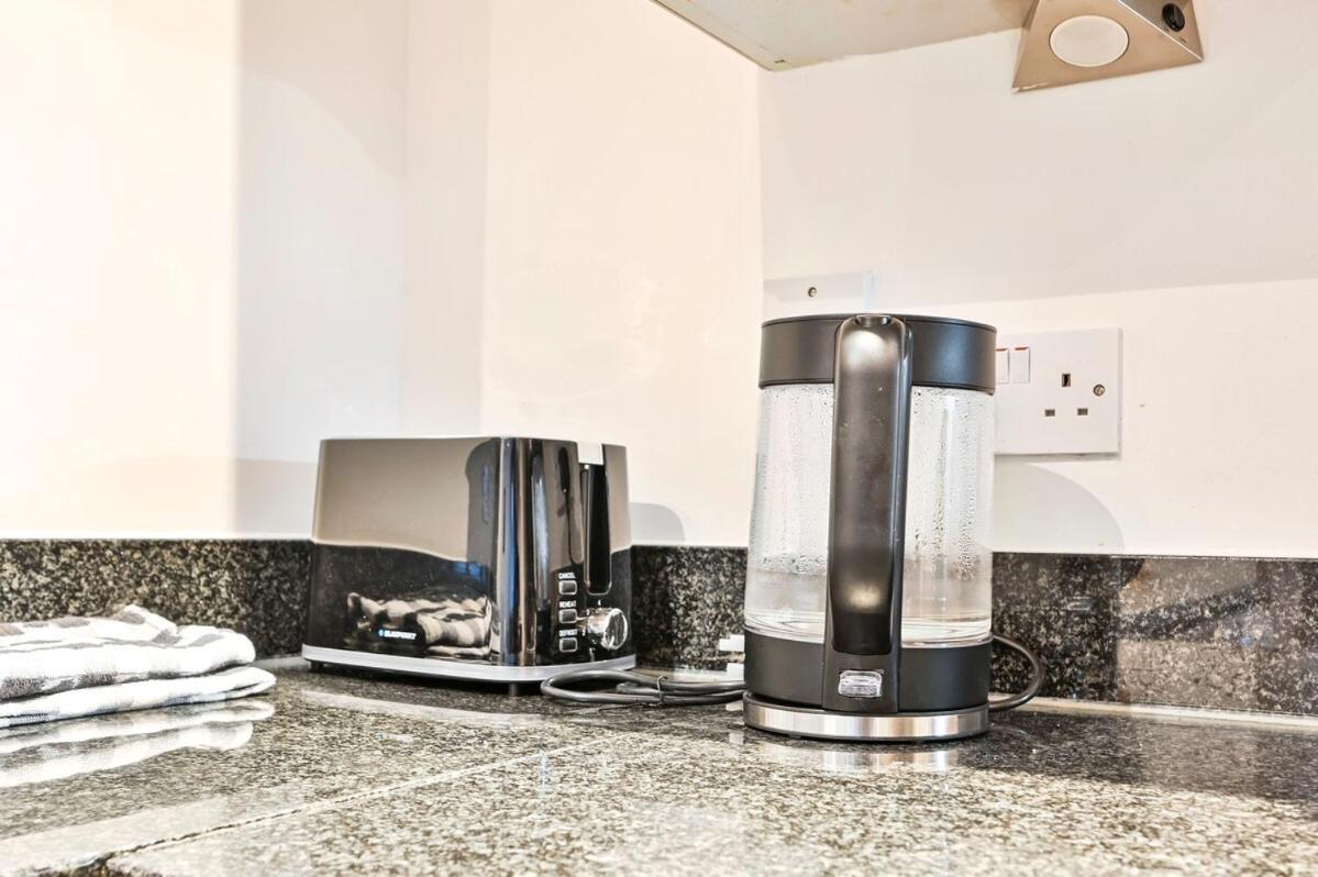 Bridge, Borough Market Apartment *