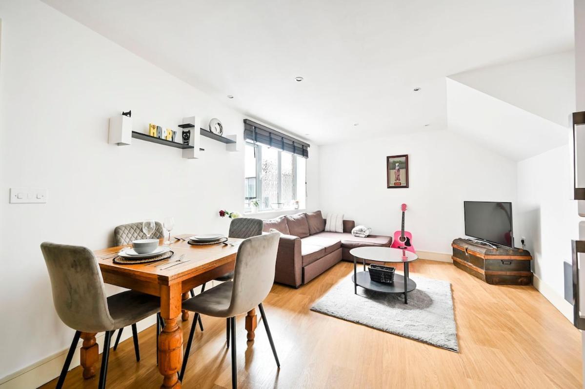 Bridge, Borough Market Apartment *