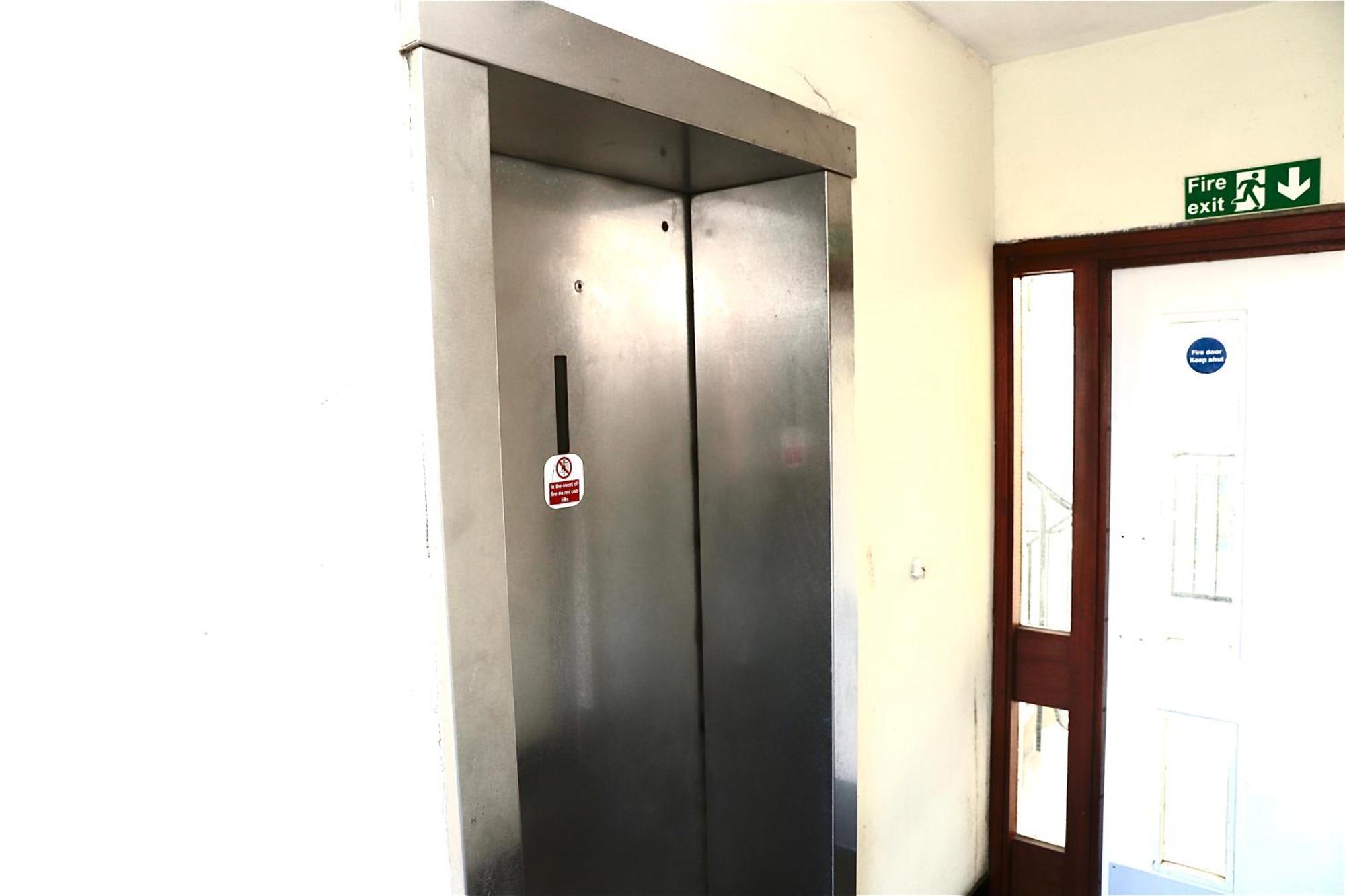 Apartment Maitland Luxury 2 Bedroom Greenwich With Good Living Space Sleeps 5 Guest- 1 Minute From Greenwich Dlr Station