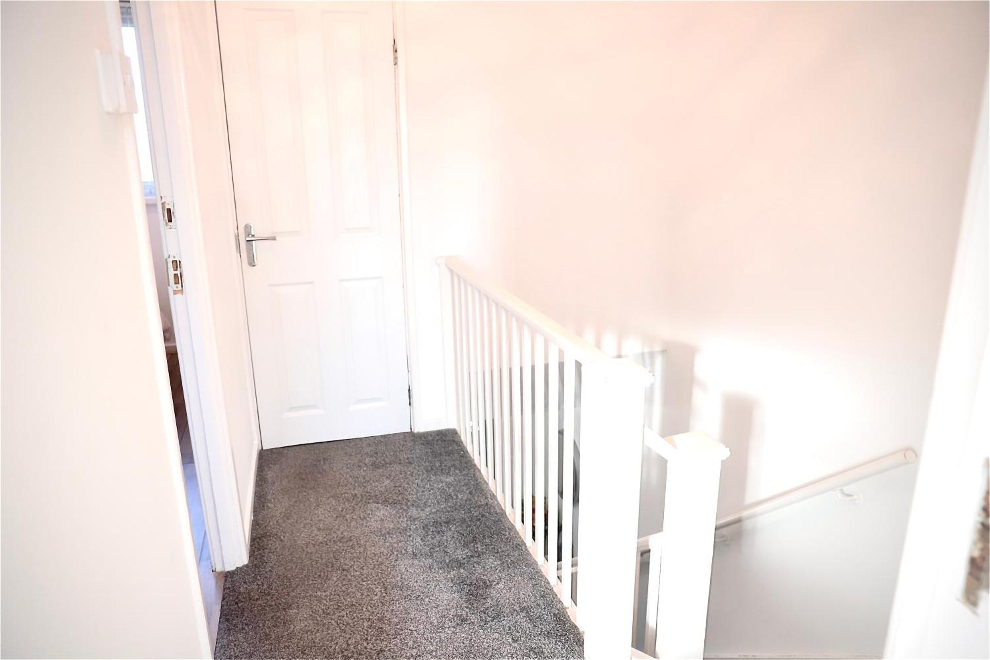 Maitland Luxury 2 Bedroom Greenwich With Good Living Space Sleeps 5 Guest- 1 Minute From Greenwich Dlr Station *