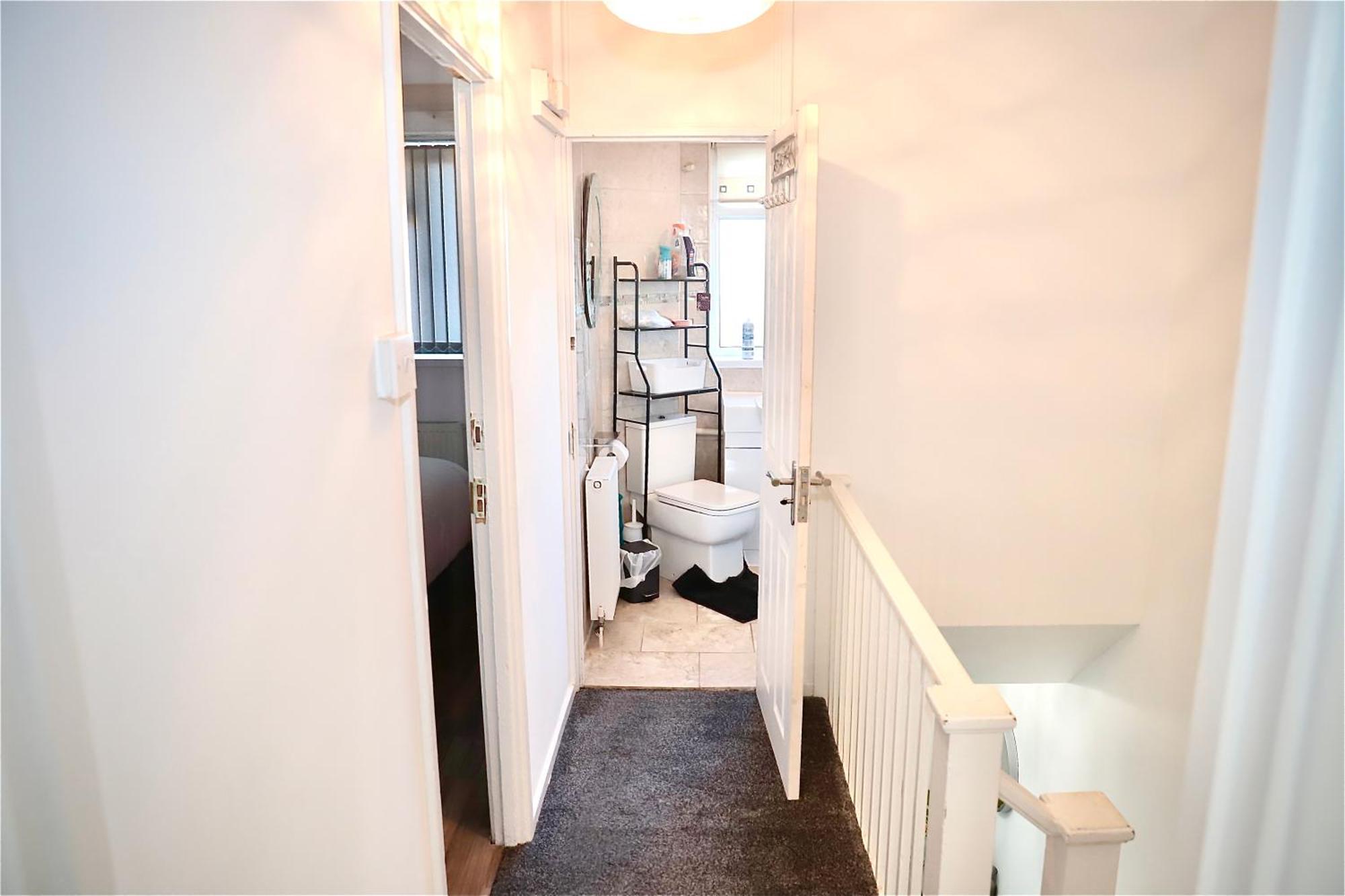Apartment Maitland Luxury 2 Bedroom Greenwich With Good Living Space Sleeps 5 Guest- 1 Minute From Greenwich Dlr Station *
