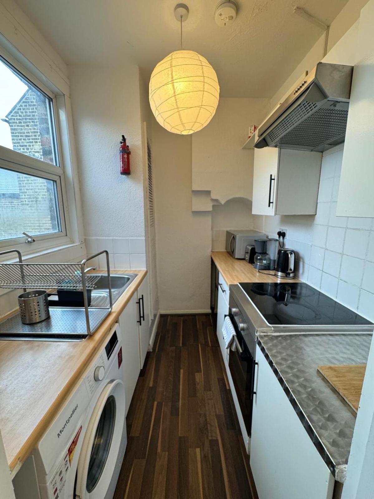 Comfy & Well-located 2br - Walthamstow London