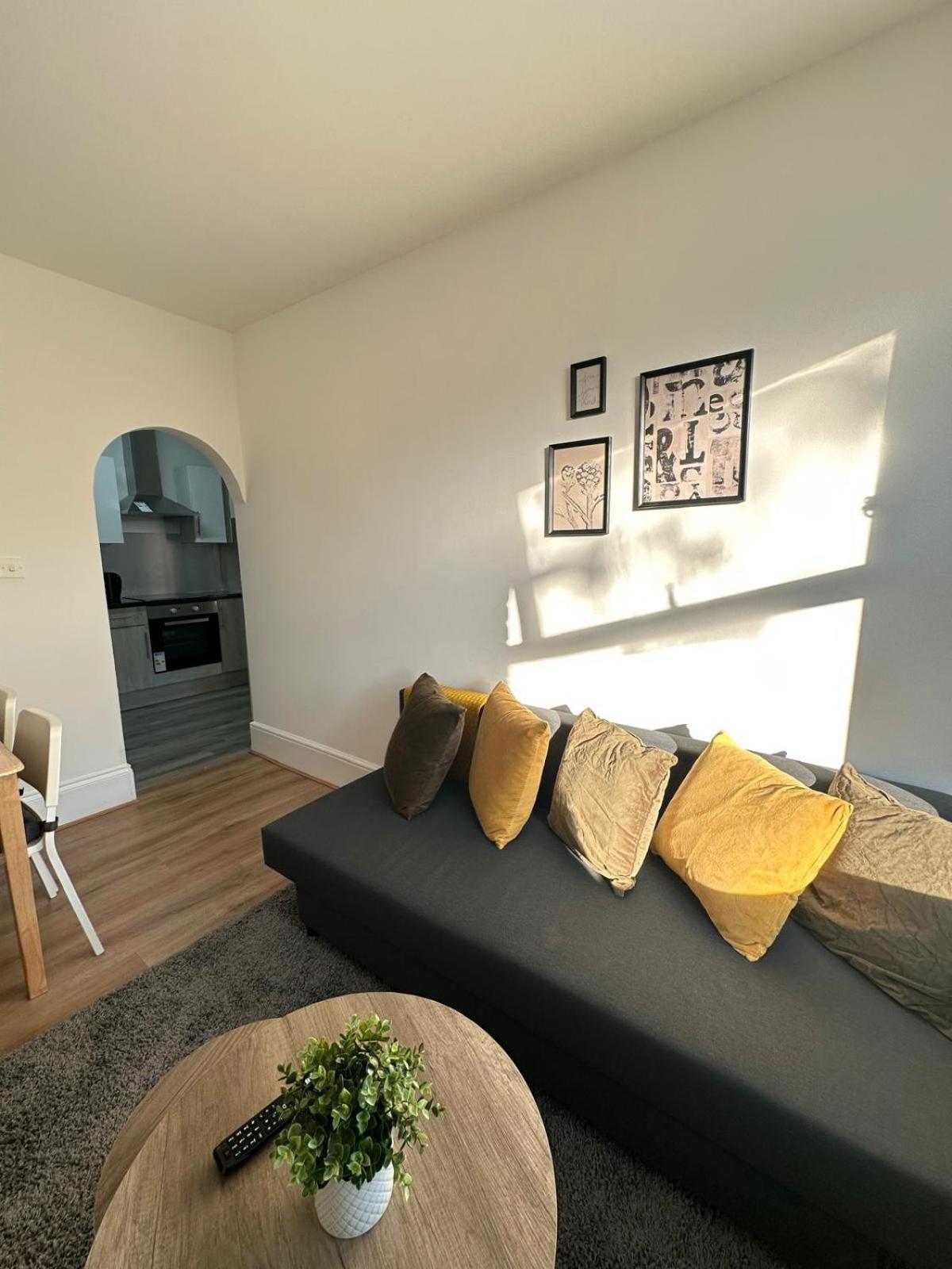 Apartment Comfy & Well-located 2br - Walthamstow *