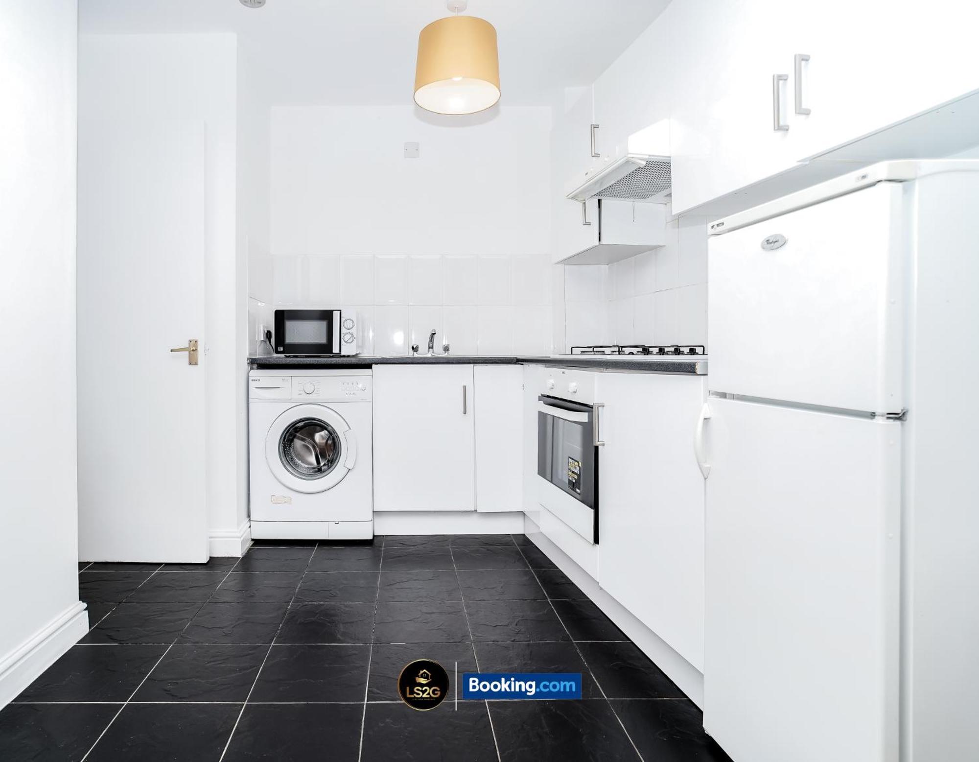 Cosy 2 Bedroom By Ls2g Short Lets & Serviced Greater London