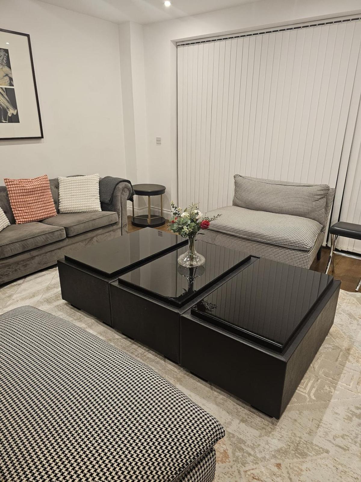 Care London- Elegant & Central, Sloane Avenue, Chelsea London