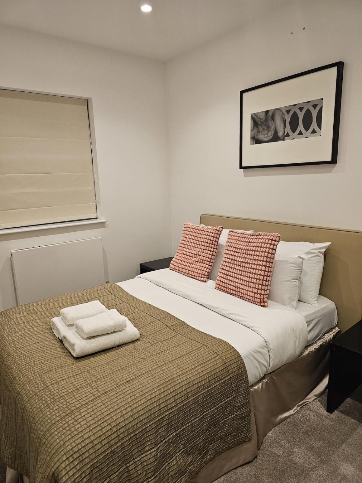 Holiday home Care London- Elegant & Central, Sloane Avenue, Chelsea *