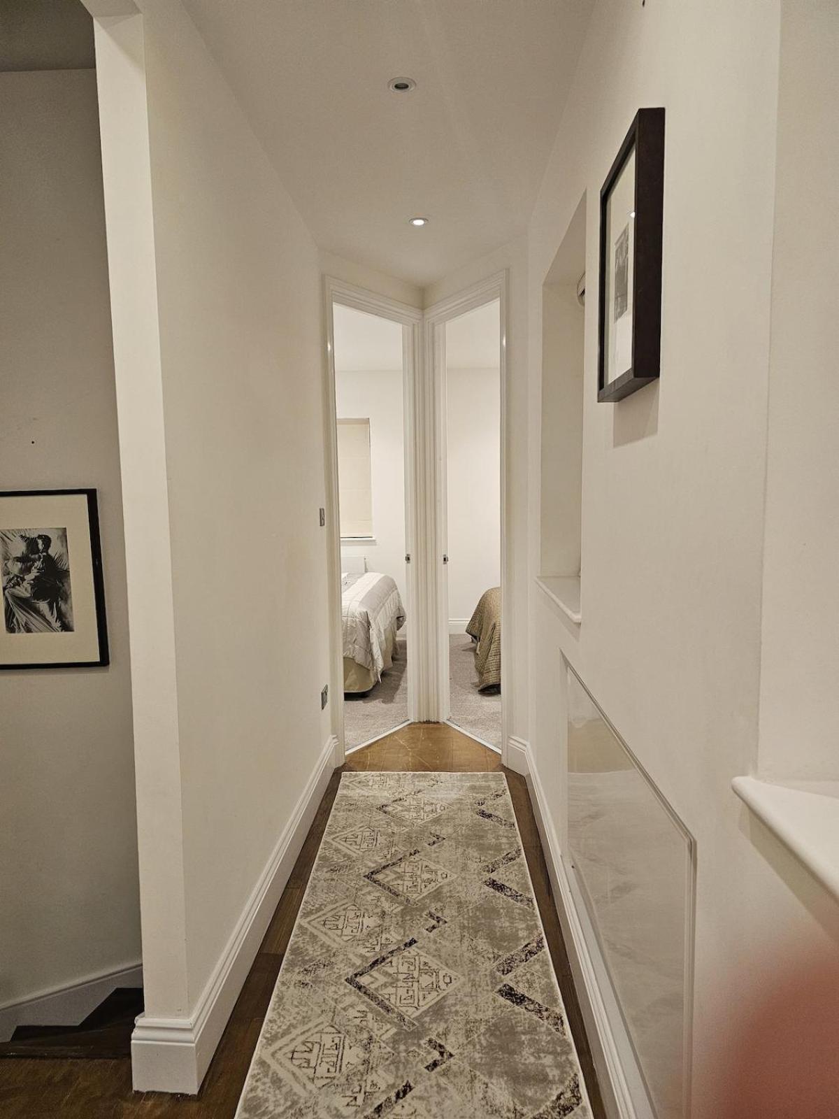 Holiday home Care London- Elegant & Central, Sloane Avenue, Chelsea *