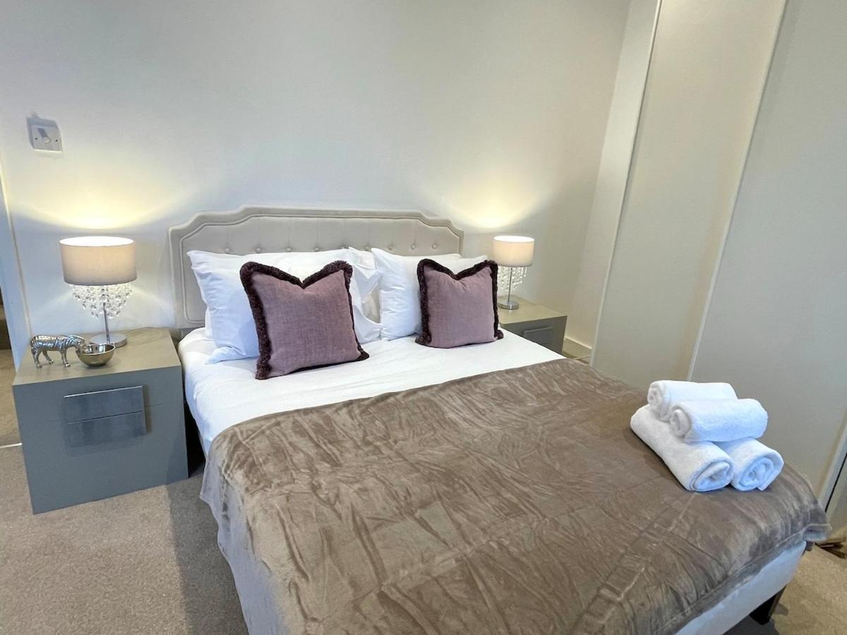 Apartment The Aurelia By Harrods London