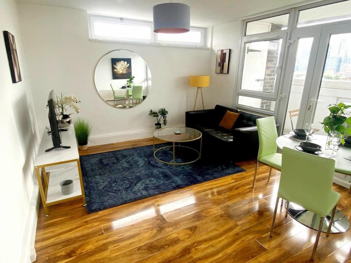 Apartment 2 Bedroom - Breath Taking Views Canary Warf - Zone 2 Mile End