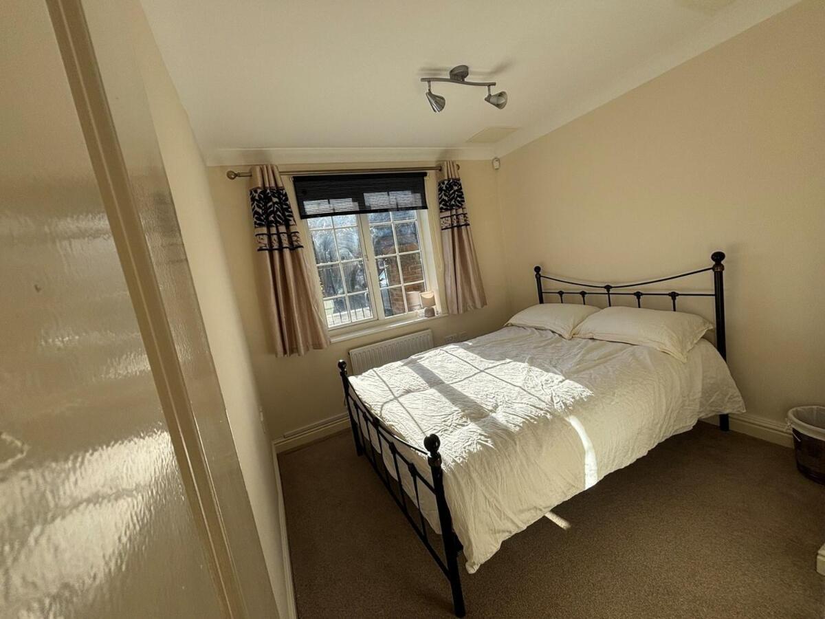 Apartment 2-bedroom Flat, South Wimbledon *