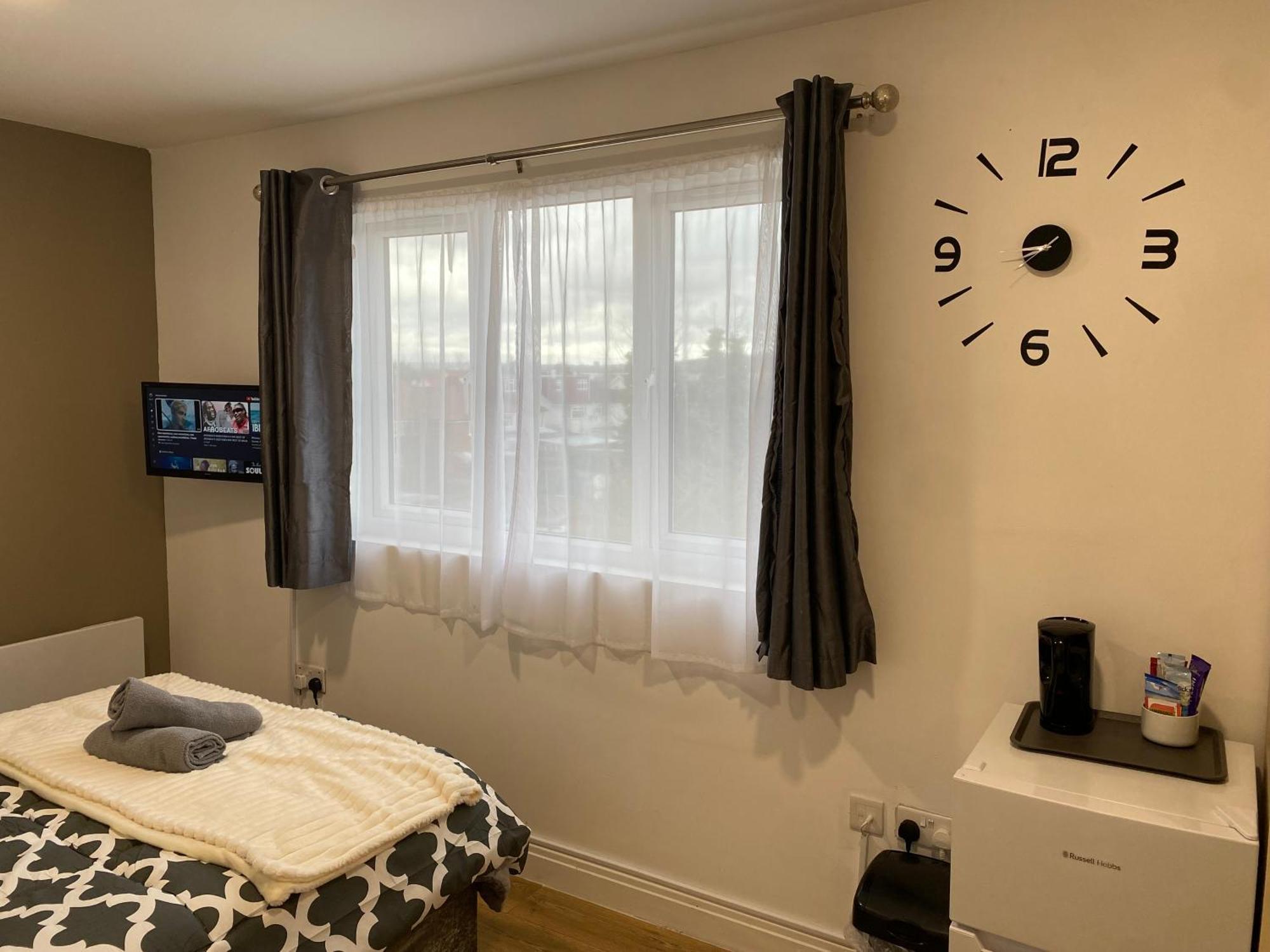 Homestay Comfy Private Wembley Stadium 6 Minutes Away