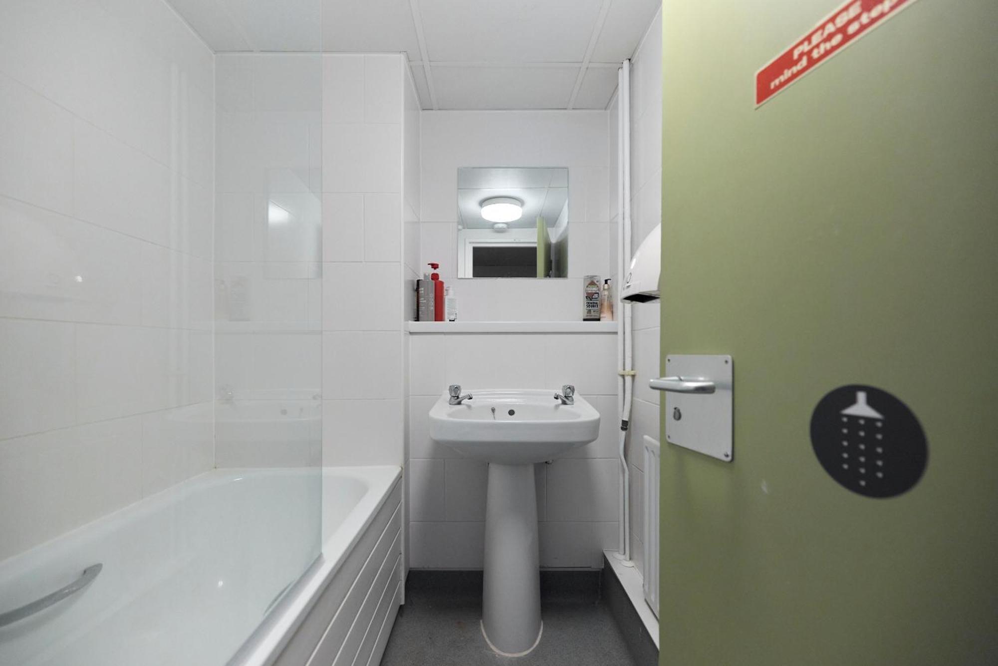 Louise House Hostel London