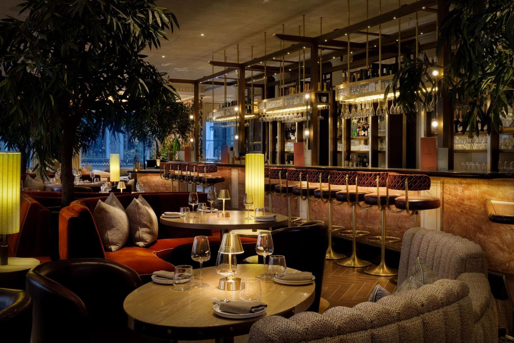 The Trafalgar St. James, Curio Collection By Hilton Hotel