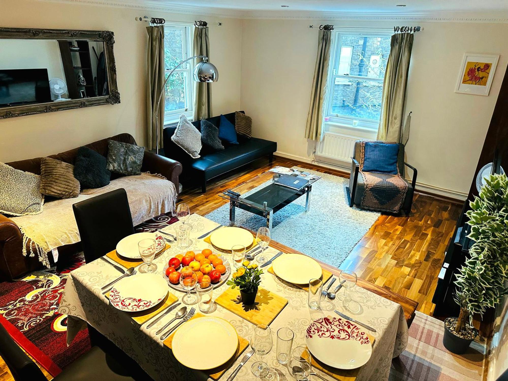 Lovely Around Kensington And Chelsea Locations W8 Sw5 Sw3 Sw10 By Ricky & Giustina *
