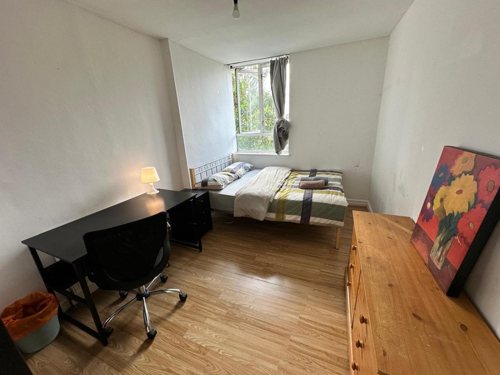 Renovu Houses In East London Guest house