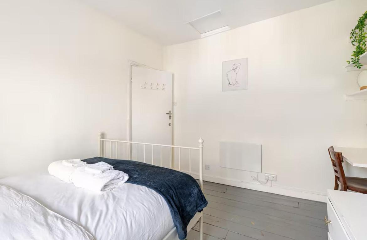 Apartamento - 10 Percent Reduced From Restaurant Bill