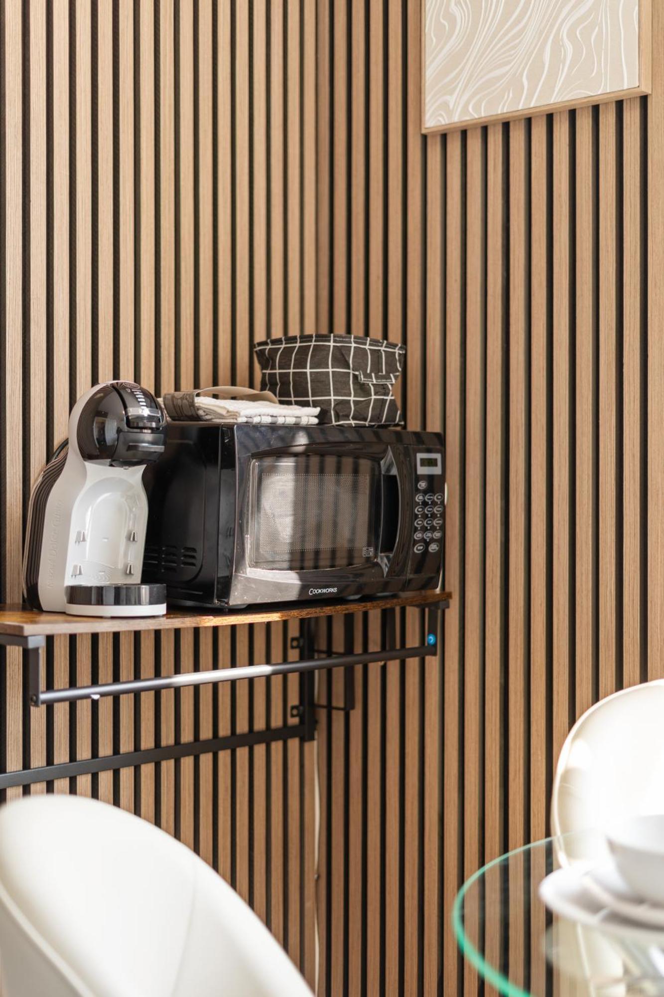 Stylish In The Heart Of Soho Your West End Escape! Gsg Leilighet London