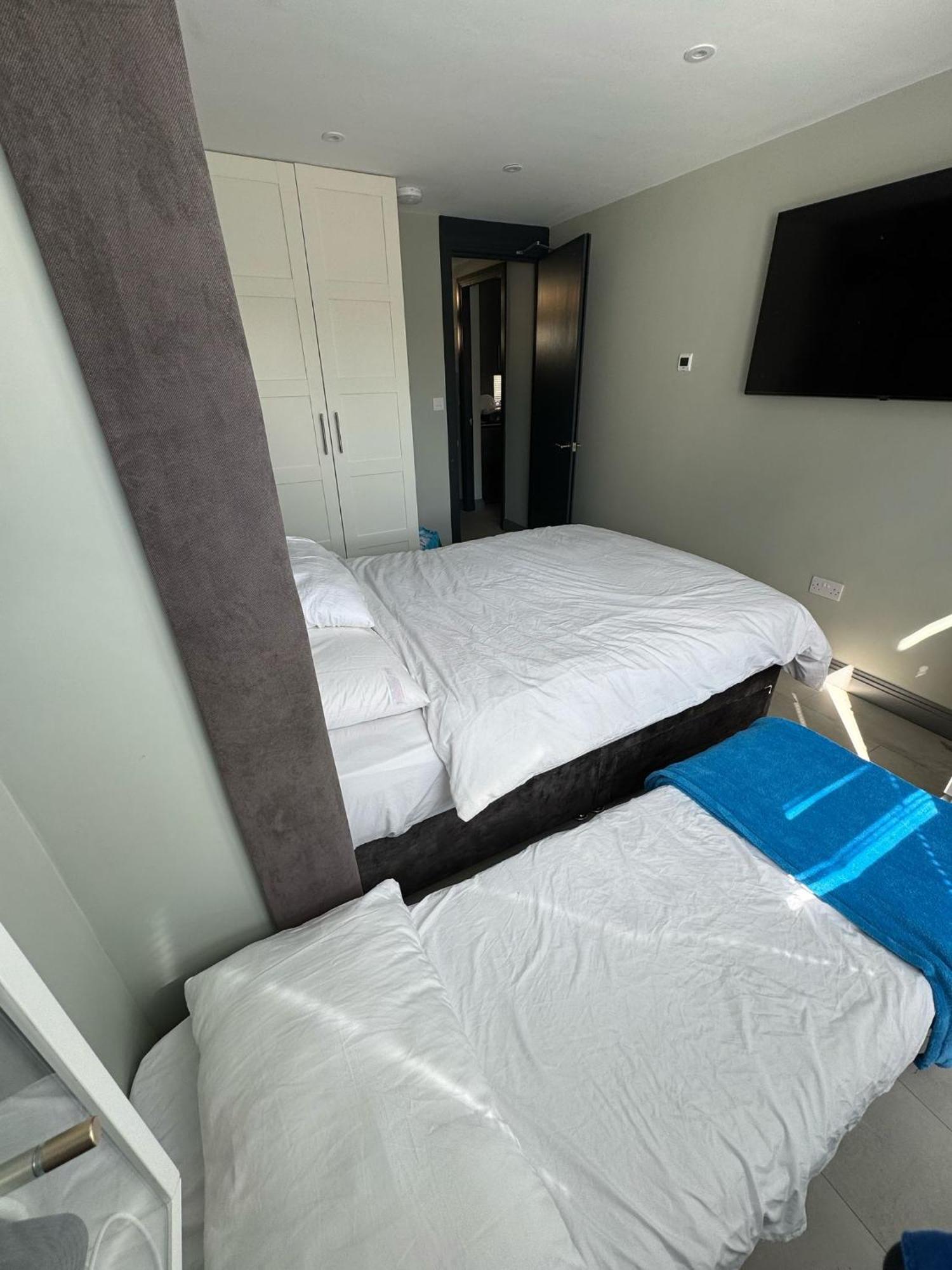 Stylish 1-bedroom Escape