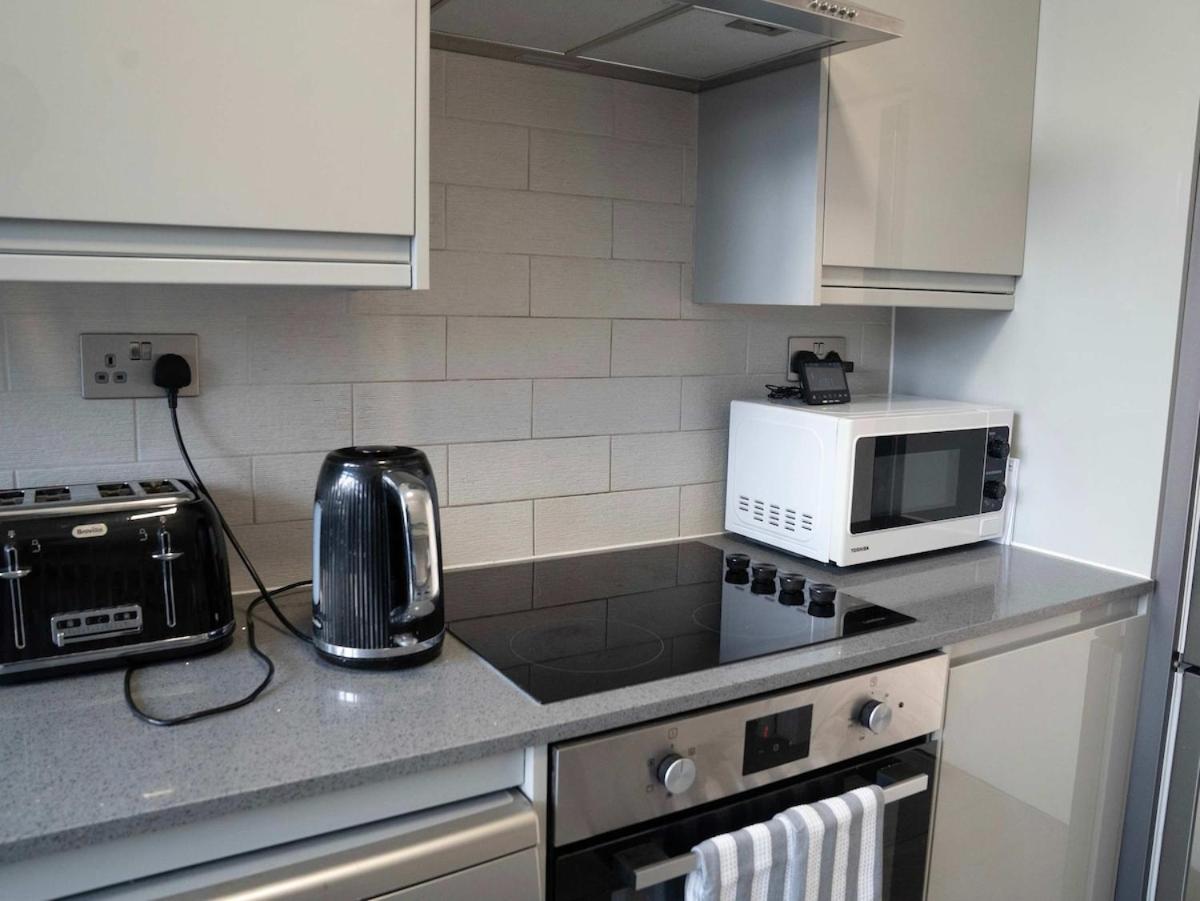 Queensway Dream, Hyde Park Apartment London