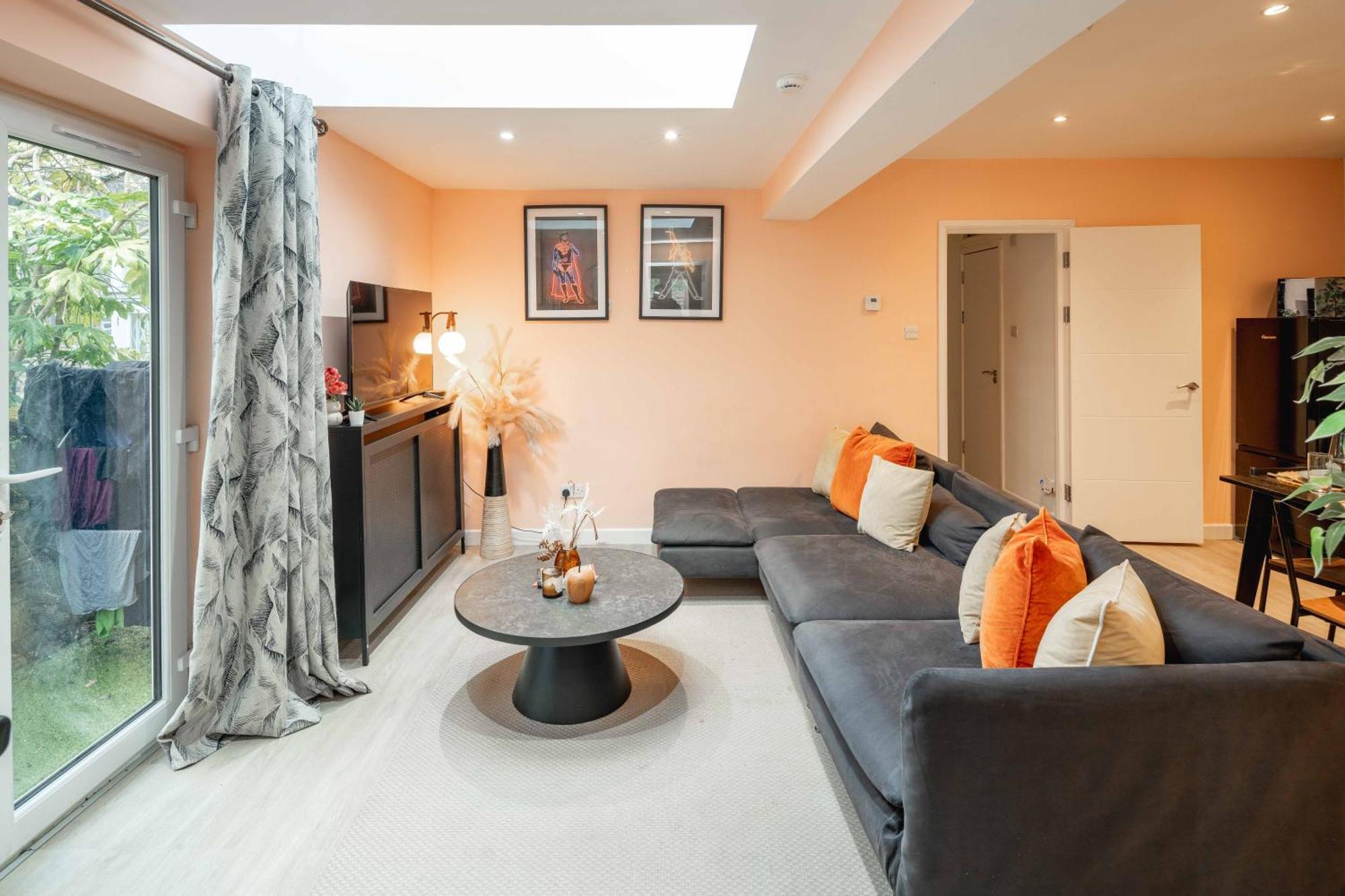 3bedrooms Next To Kilburn And Hampstead Station *