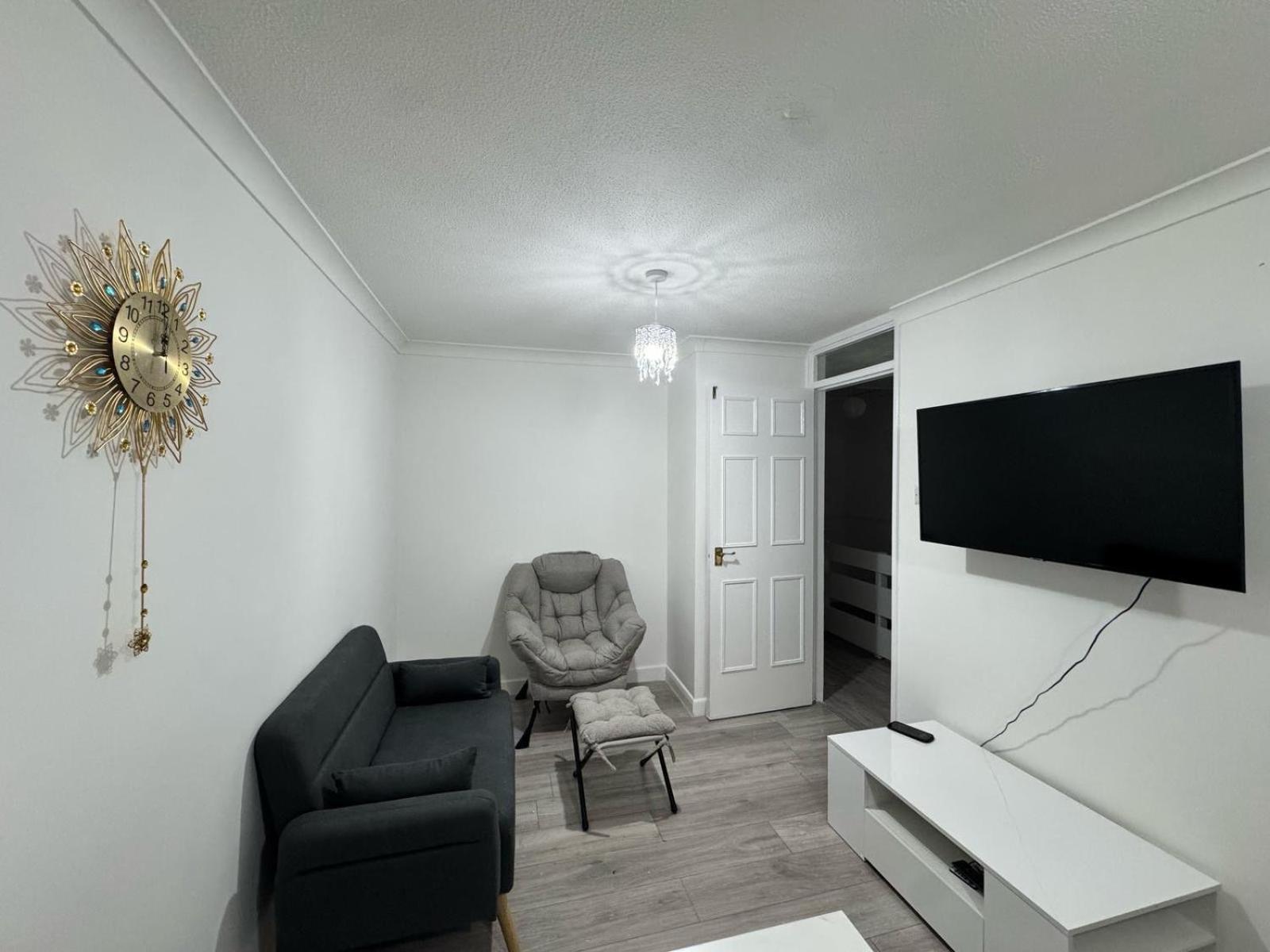 Charming Retreat London