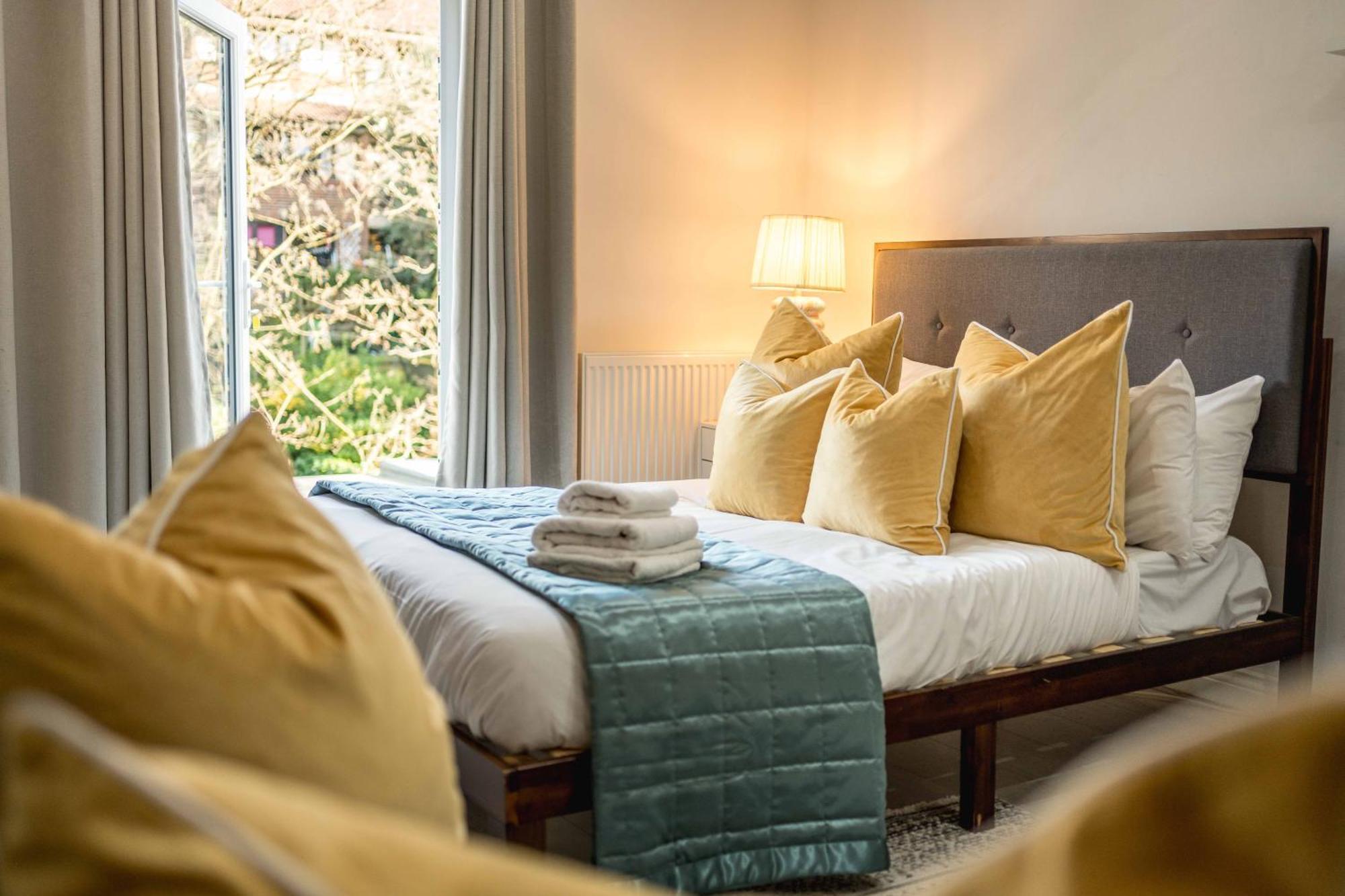 Balcony For 4 By Hampstead & Kilburn Station Appartement Londen