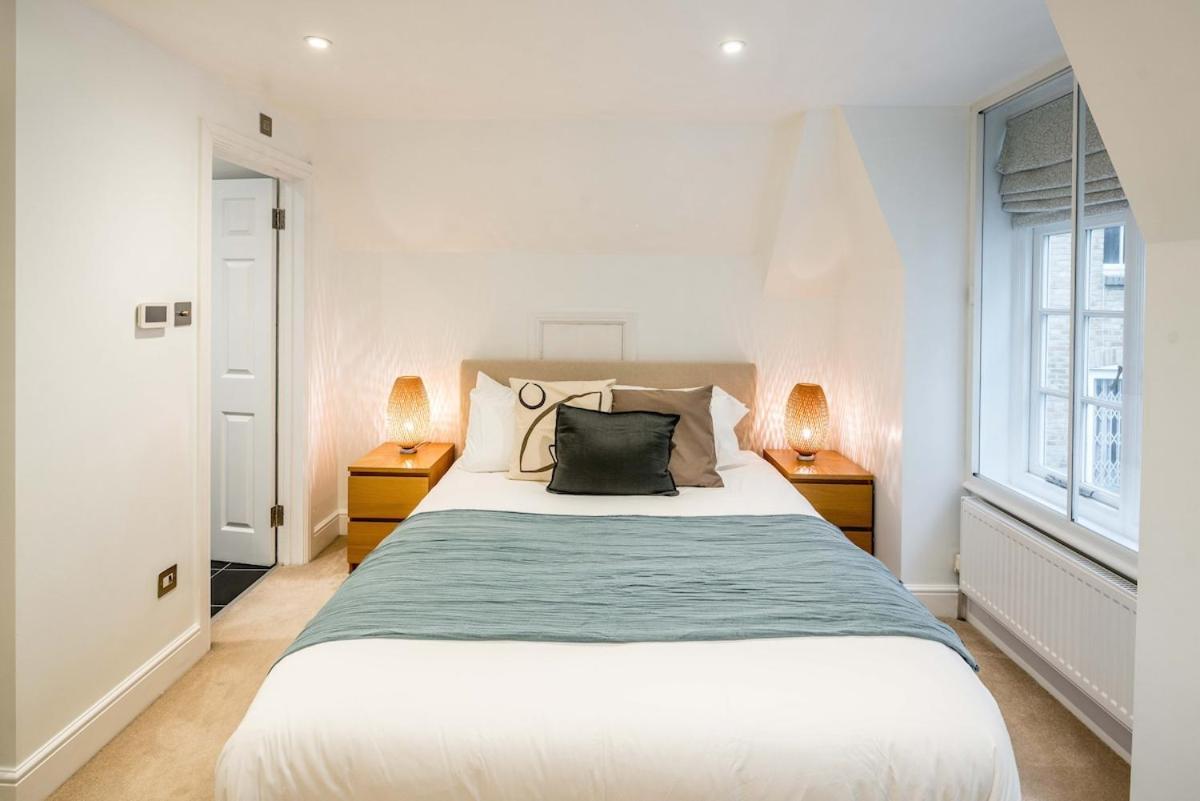 -air Con- 3bd Mews House - Kensington Palace! Villaer London