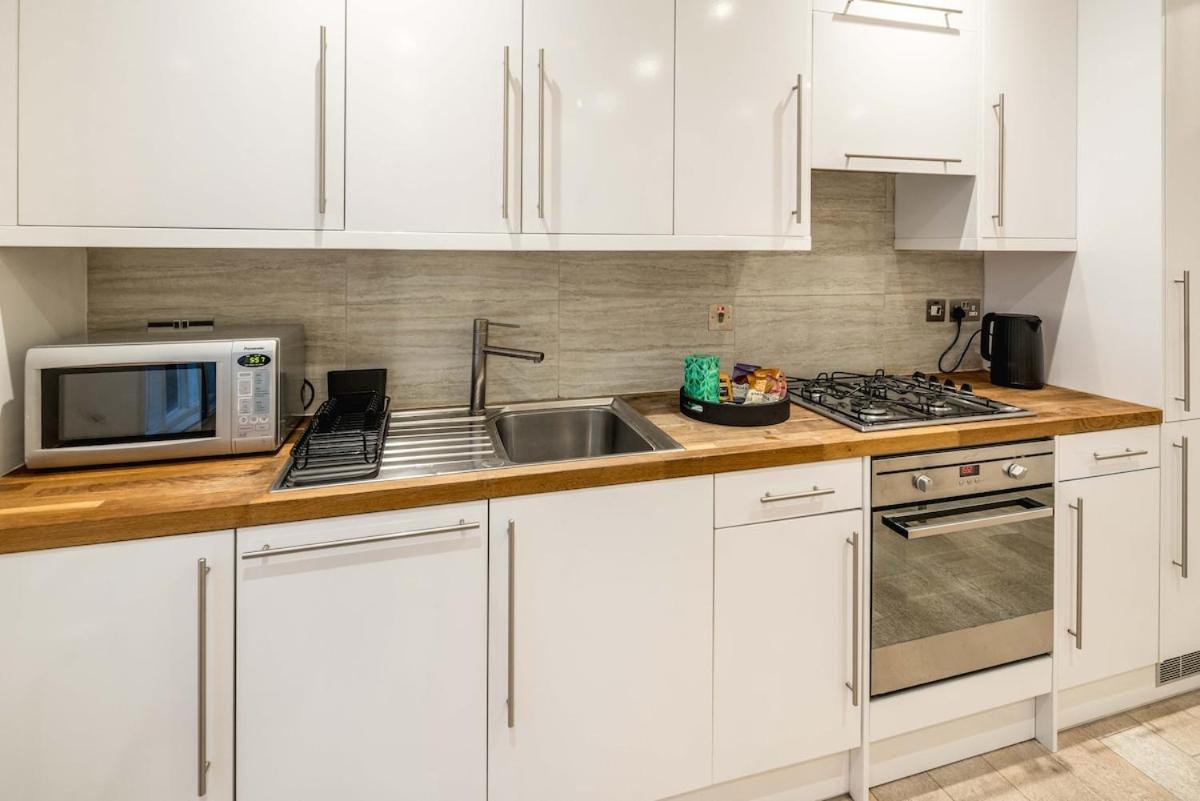 -air Con- 3bd Mews House - Kensington Palace! Villaer