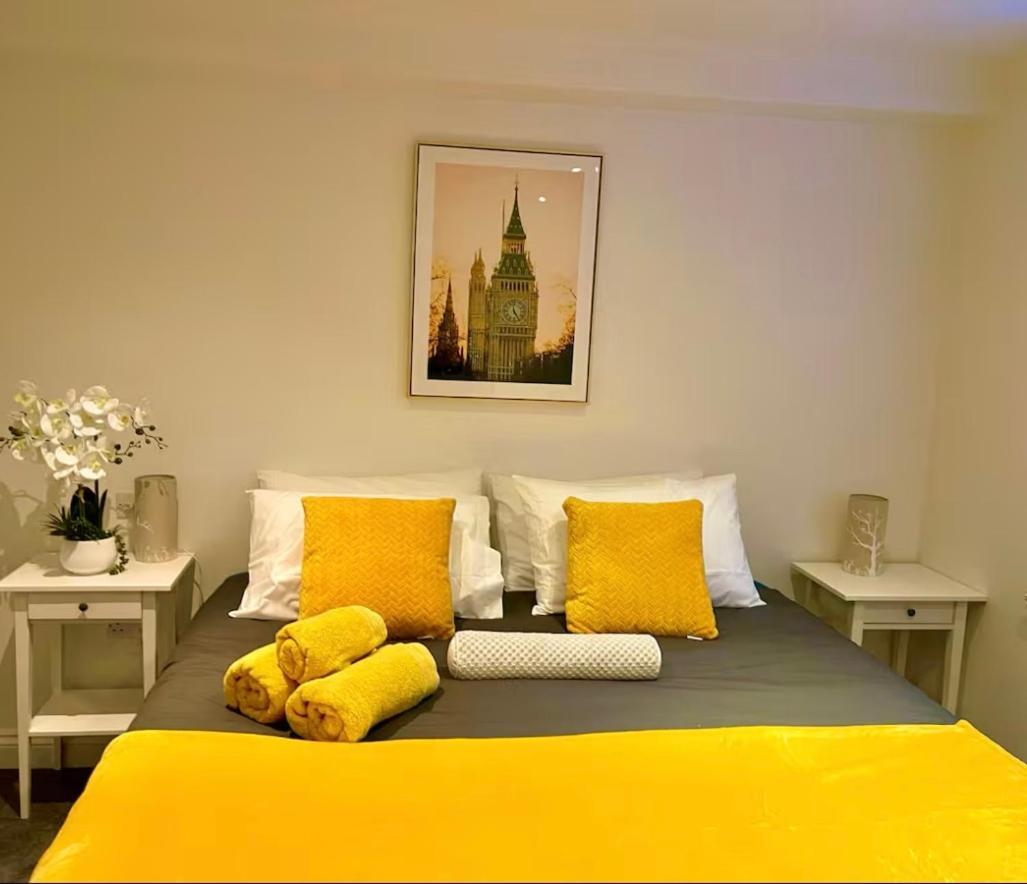 Canada Water Private 2 Beds Flat * London