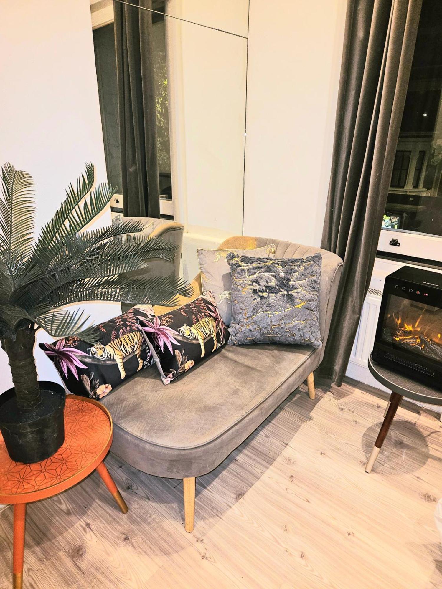 Monroe - In Prime Location Apartment