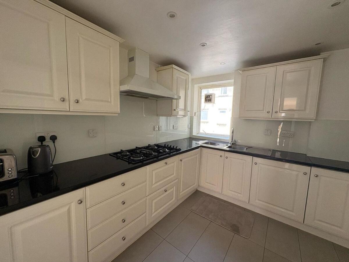 Estatesmen Mayfair Curzon Street Apartment London