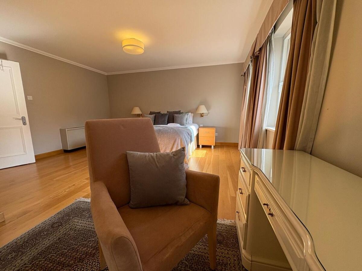 Estatesmen Mayfair Curzon Street Apartment