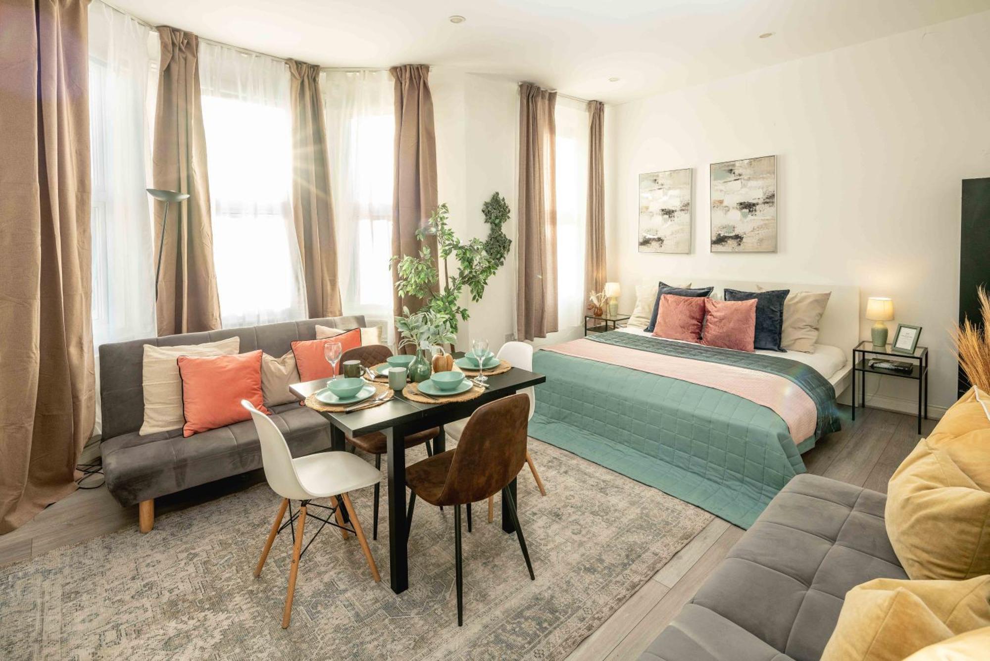 Apartment Bright By Hampstead & Kilburn For 4 *