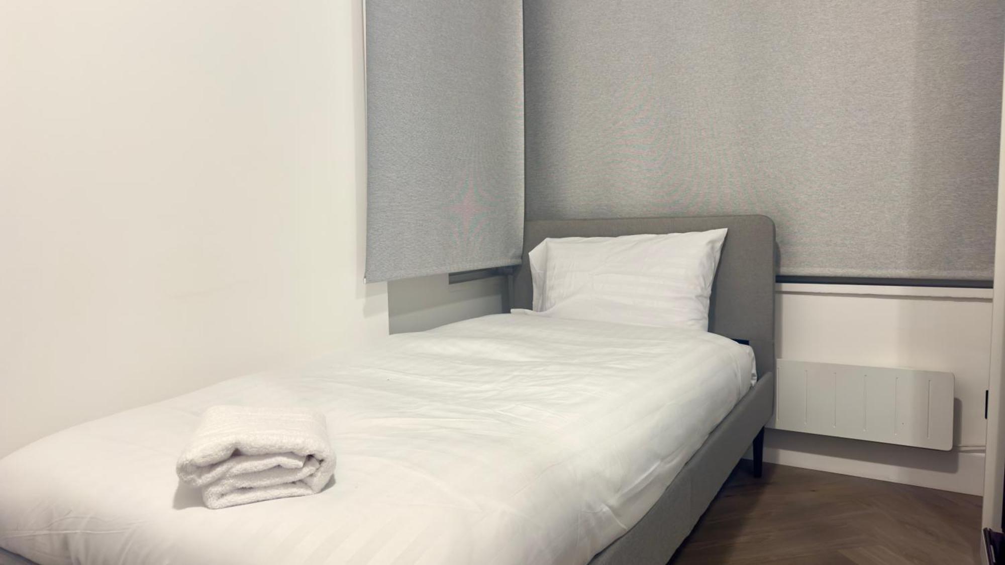Luxury 2 Bedroom By Aljoori London