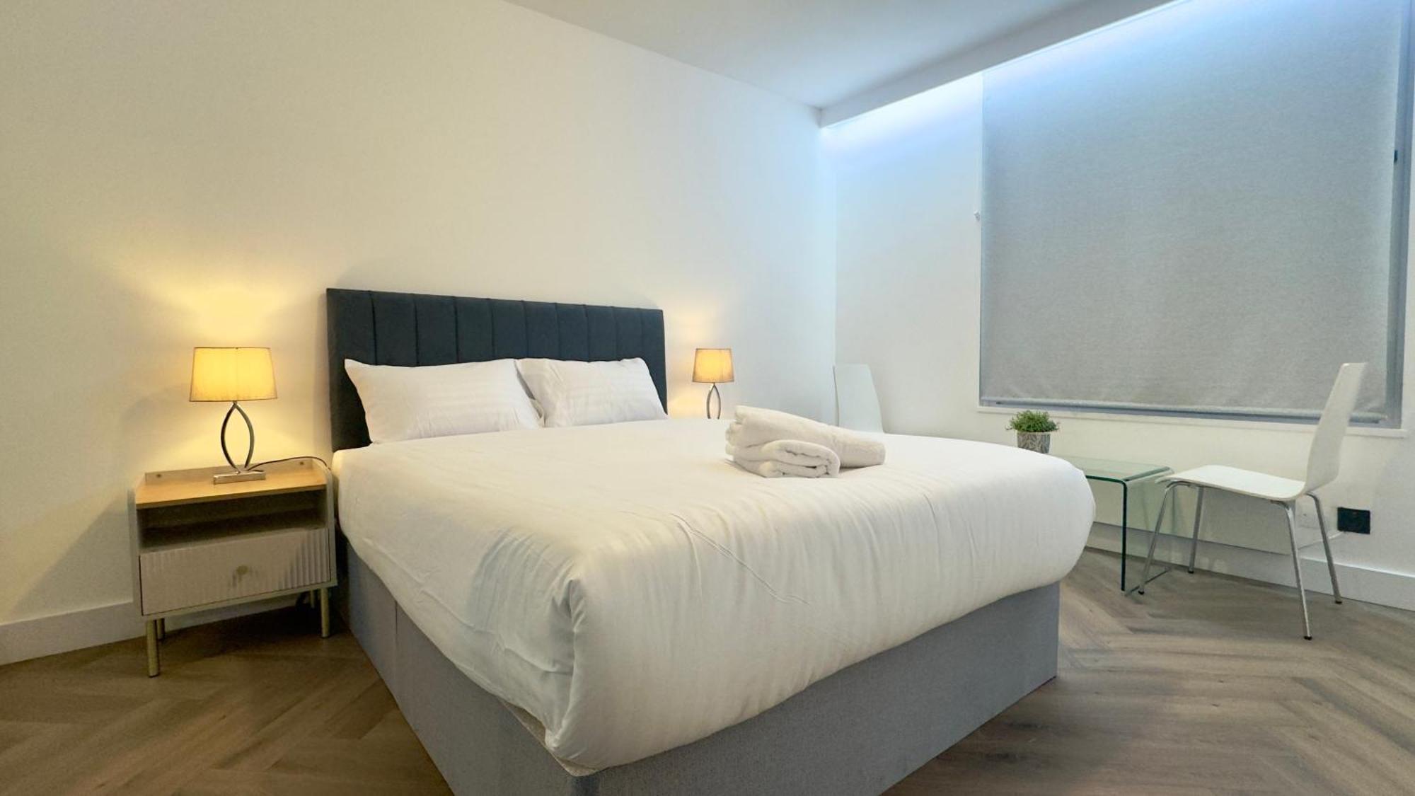 Luxury 2 Bedroom By Al Faisal